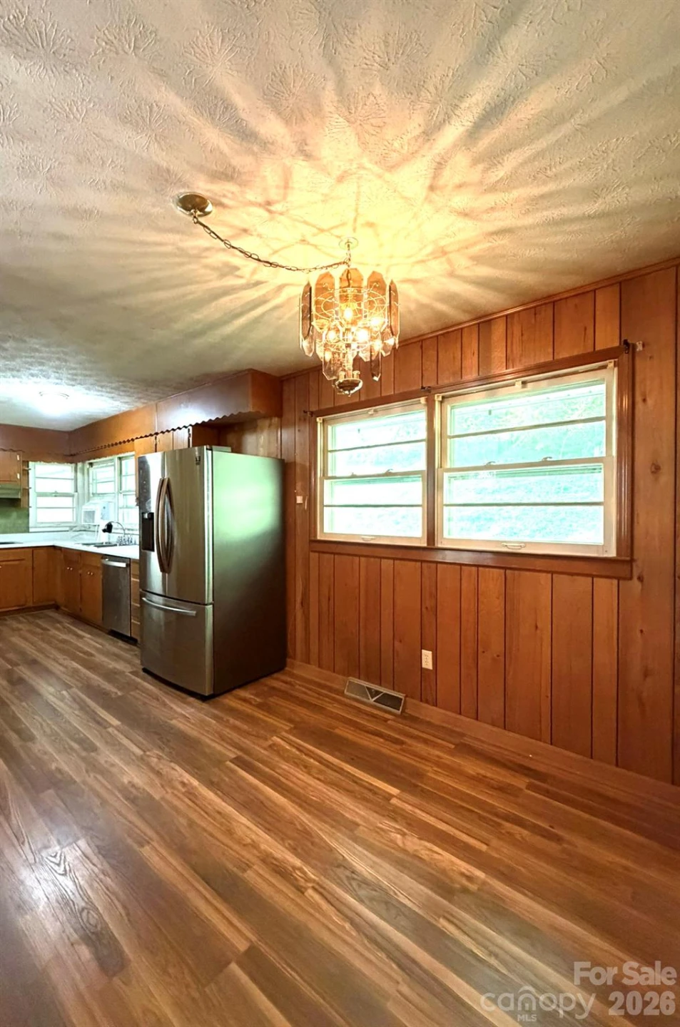 142 Avondale Road - Photo 7