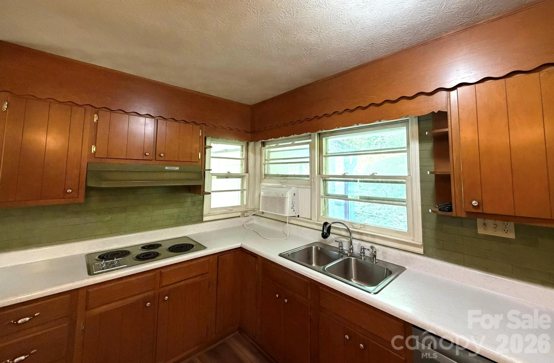 142 Avondale Road - Photo 8