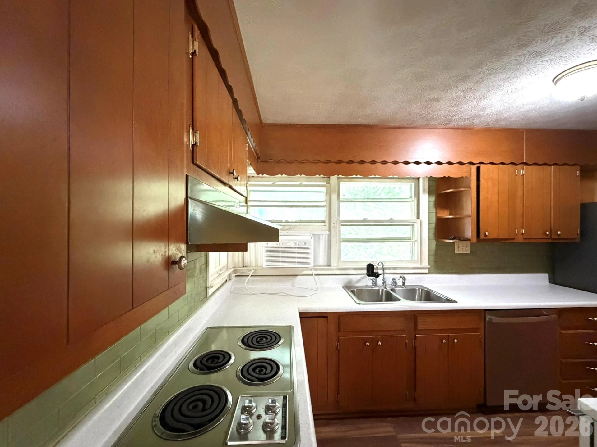 142 Avondale Road - Photo 9