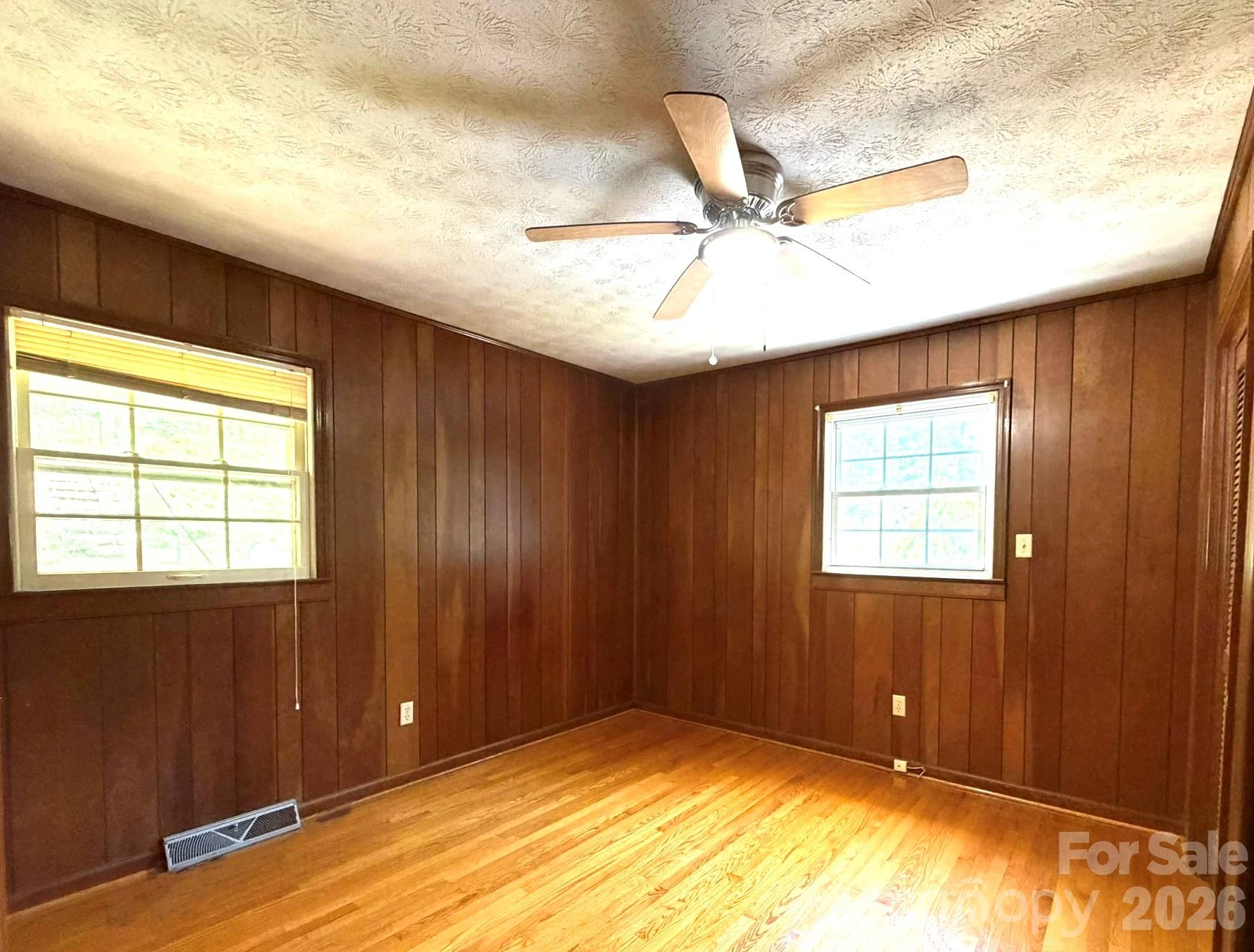 142 Avondale Road - Photo 10