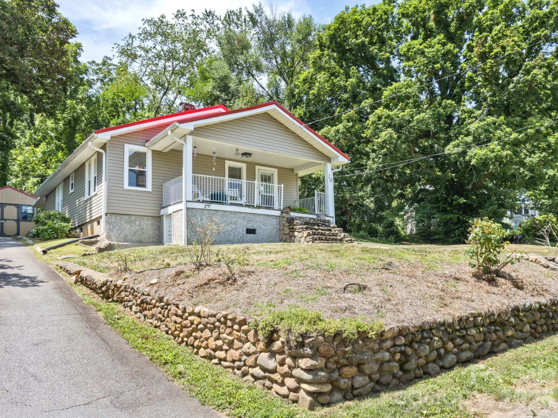 20 Cottage Street - Photo 2