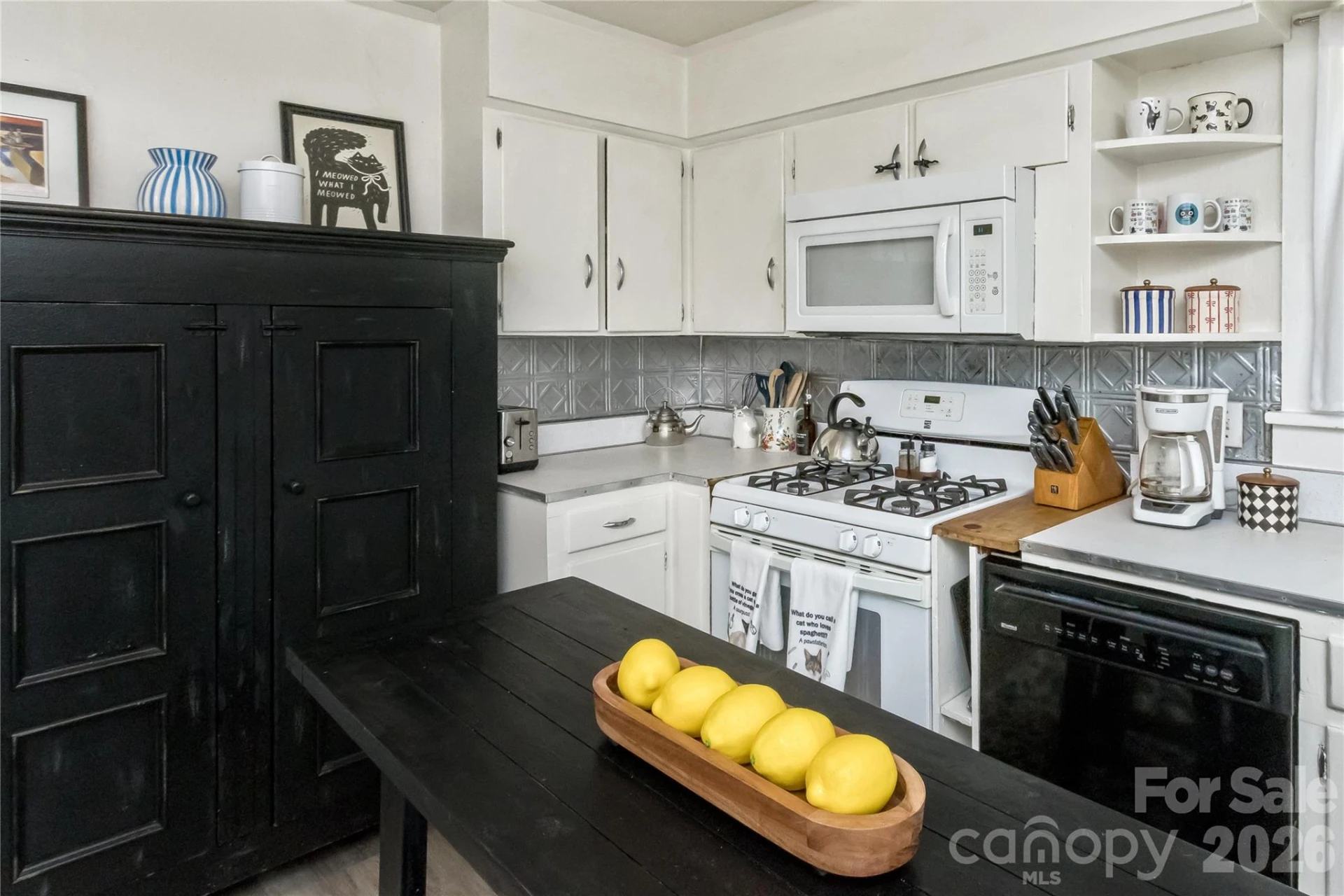 20 Cottage Street - Photo 12