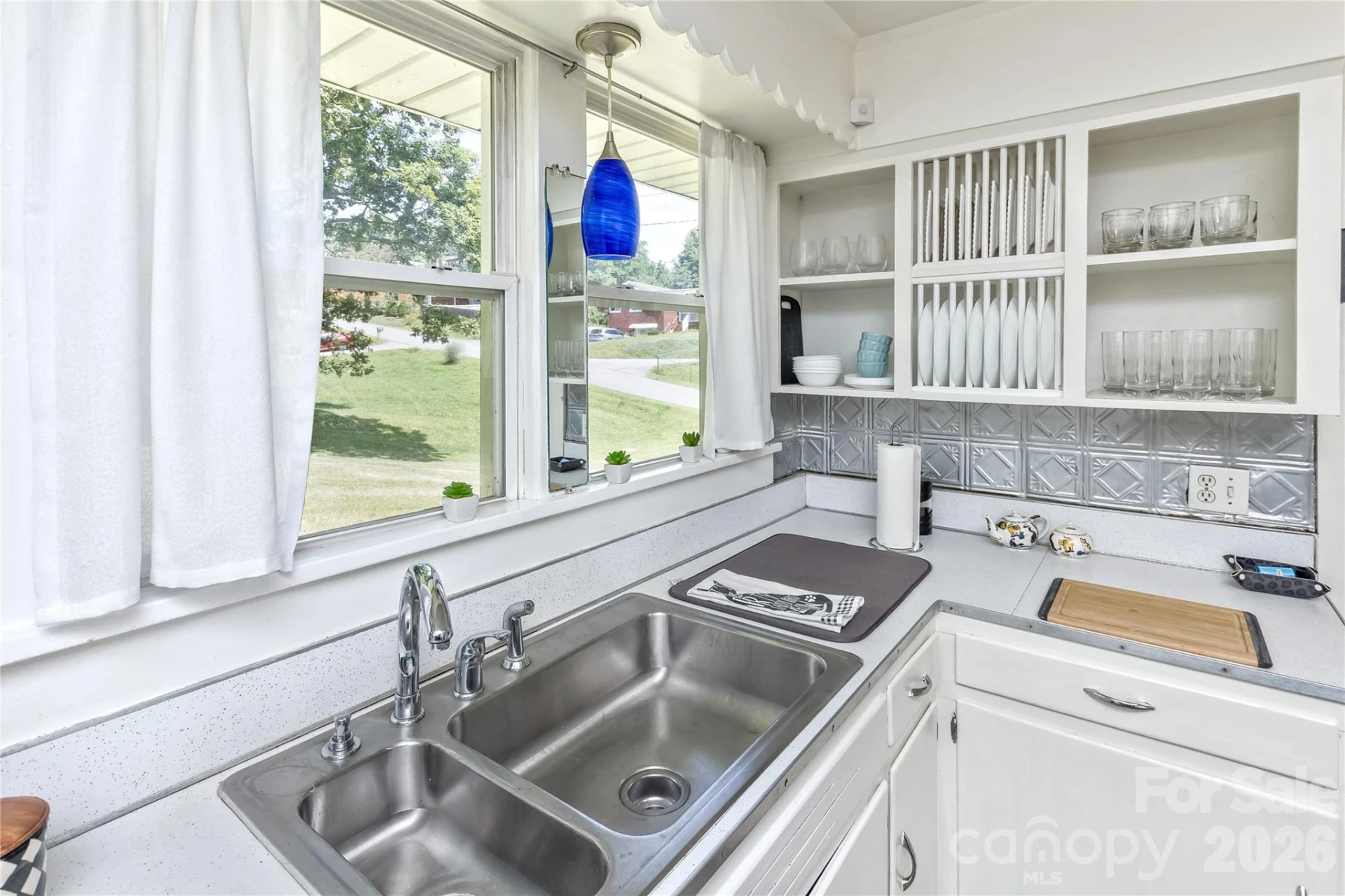 20 Cottage Street - Photo 10