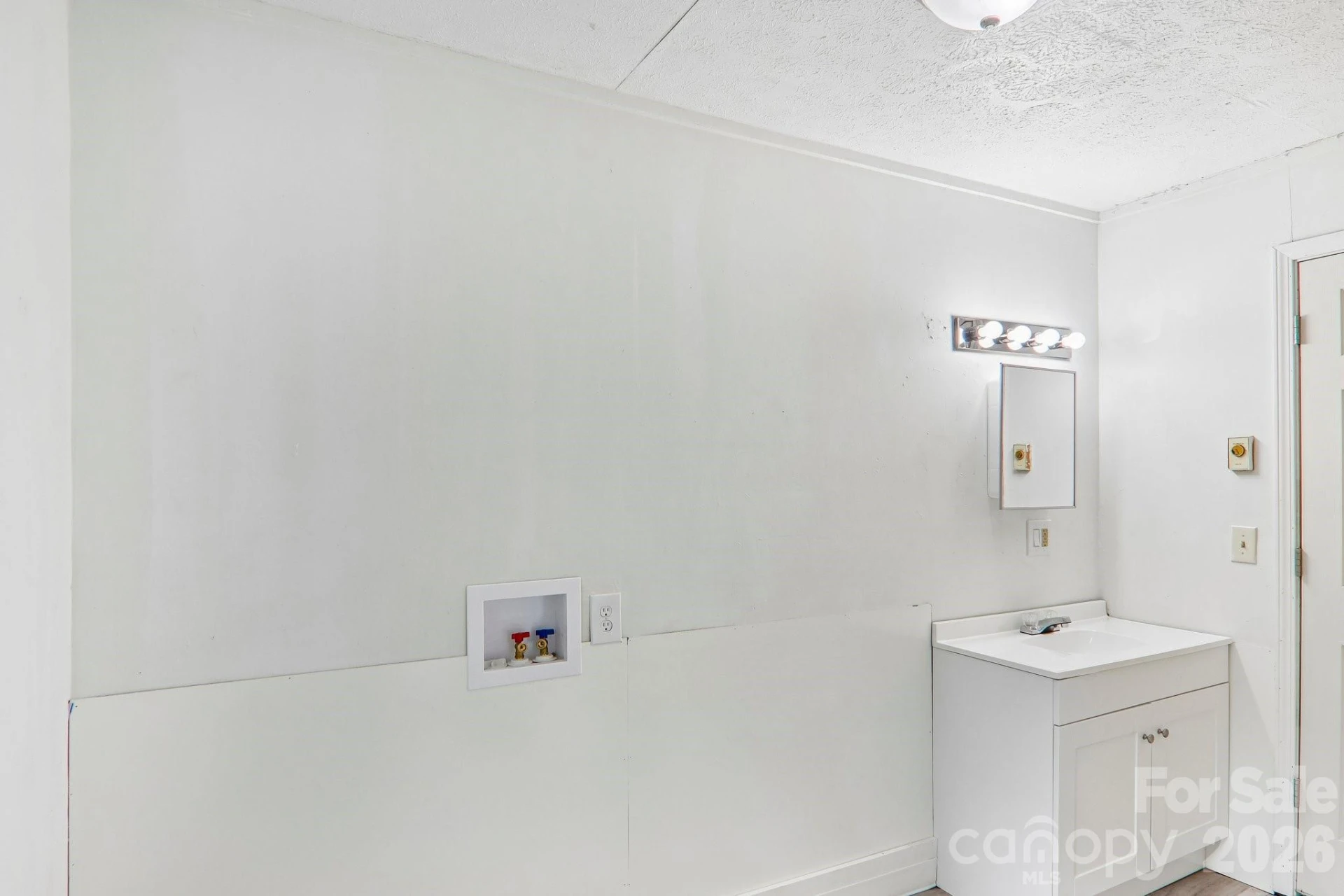 24 Bryson Street - Photo 20