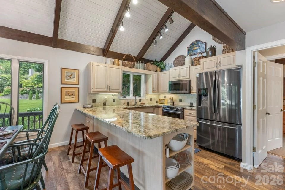 82 Innsbrook Drive - Photo 8
