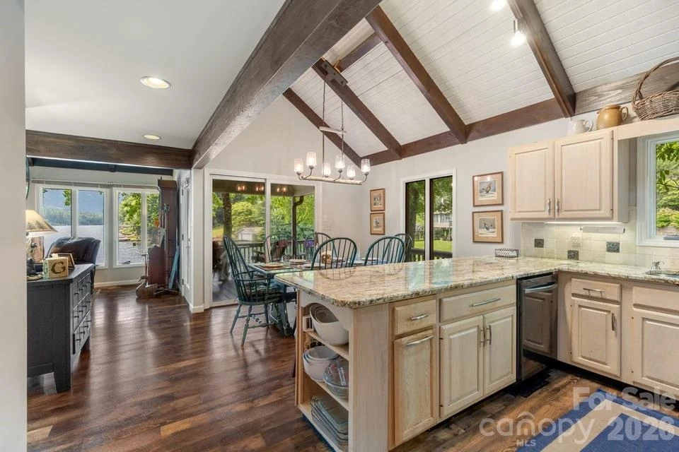 82 Innsbrook Drive - Photo 9