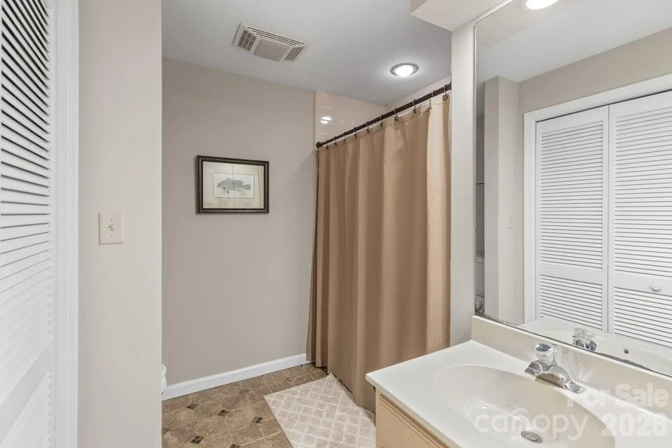 82 Innsbrook Drive - Photo 16