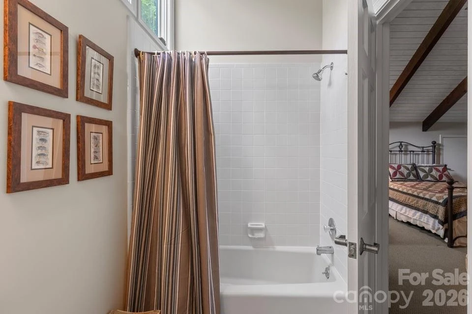 82 Innsbrook Drive - Photo 24