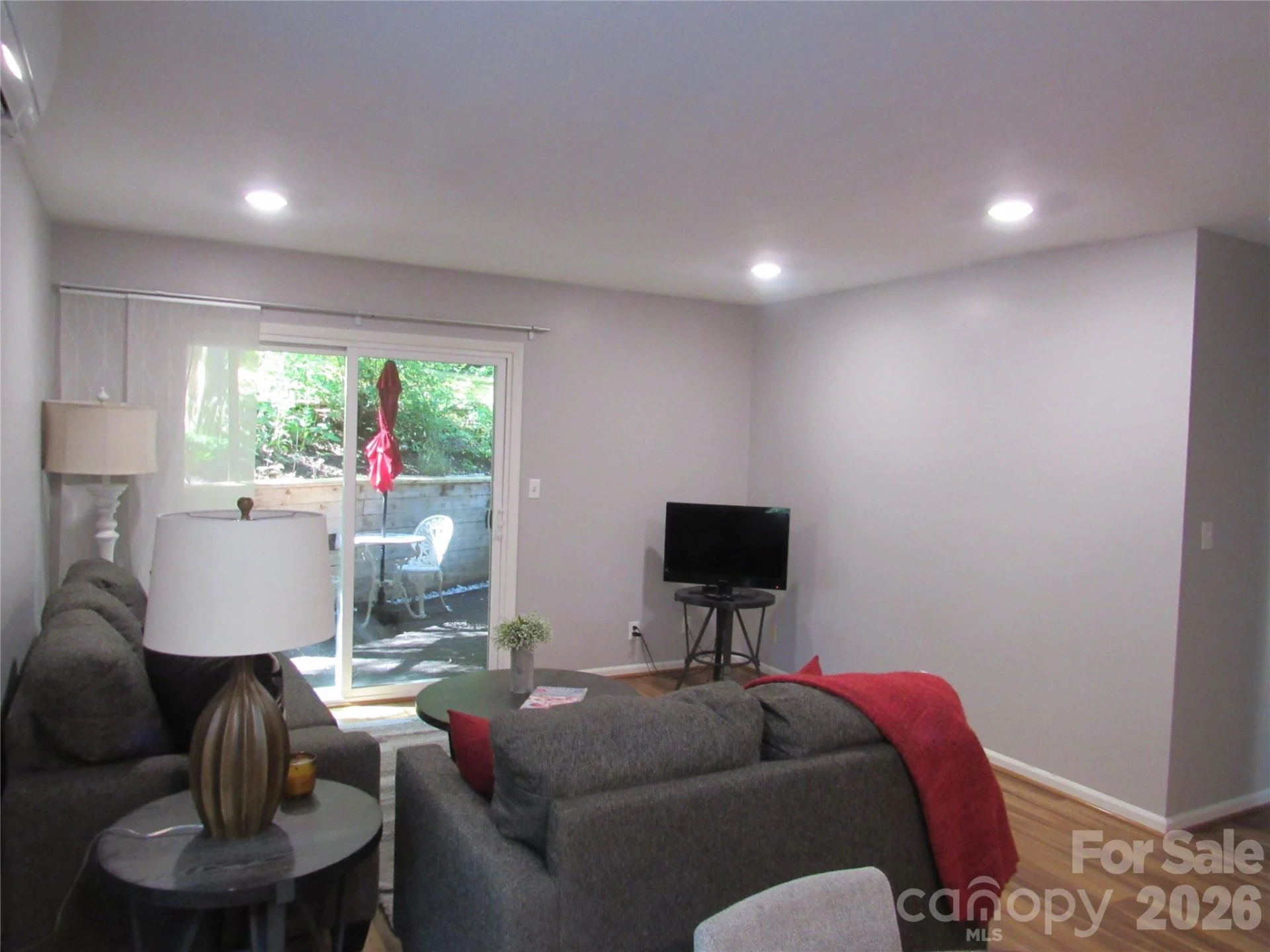 6 Woodlands Drive - Photo 9