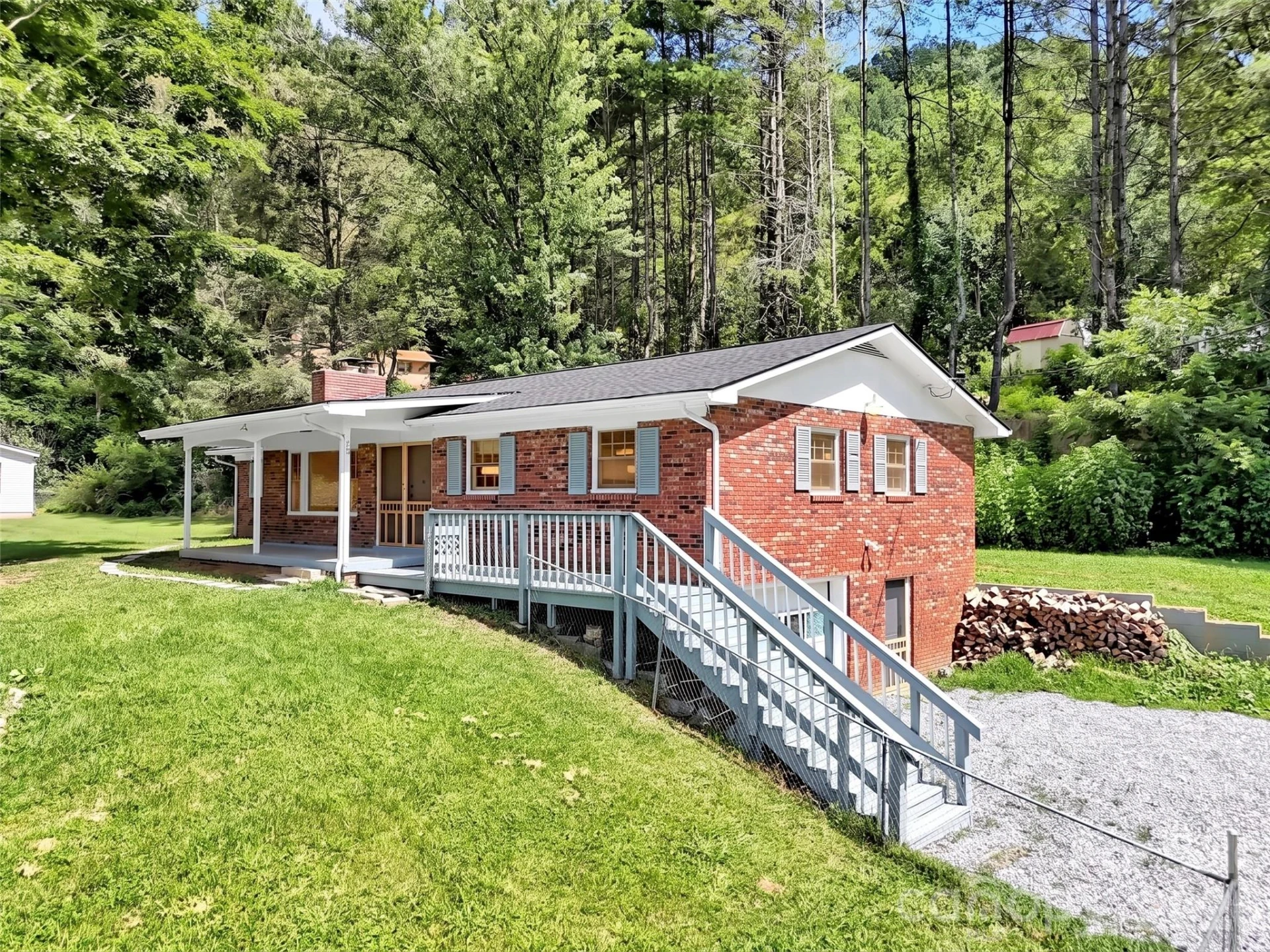 70 Iris Lane - Photo 2