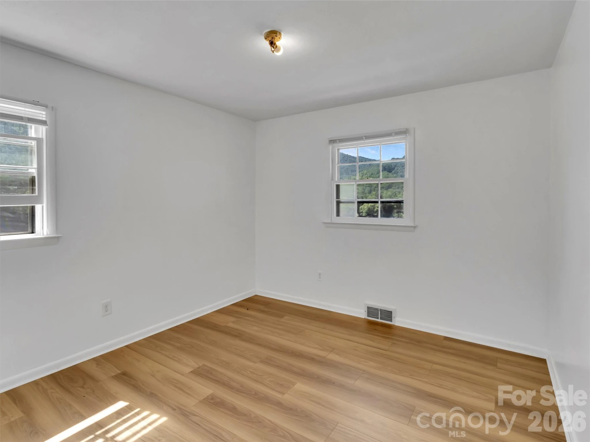 70 Iris Lane - Photo 16