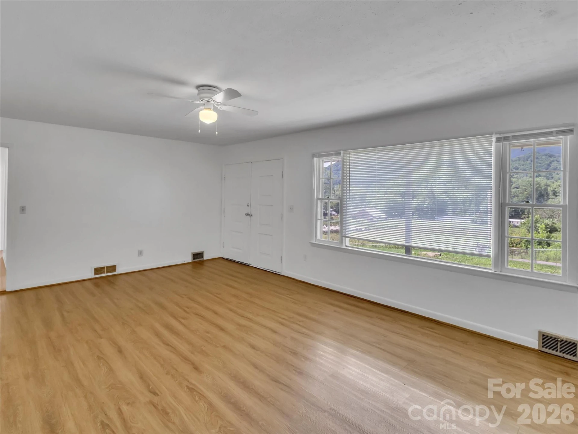 70 Iris Lane - Photo 7
