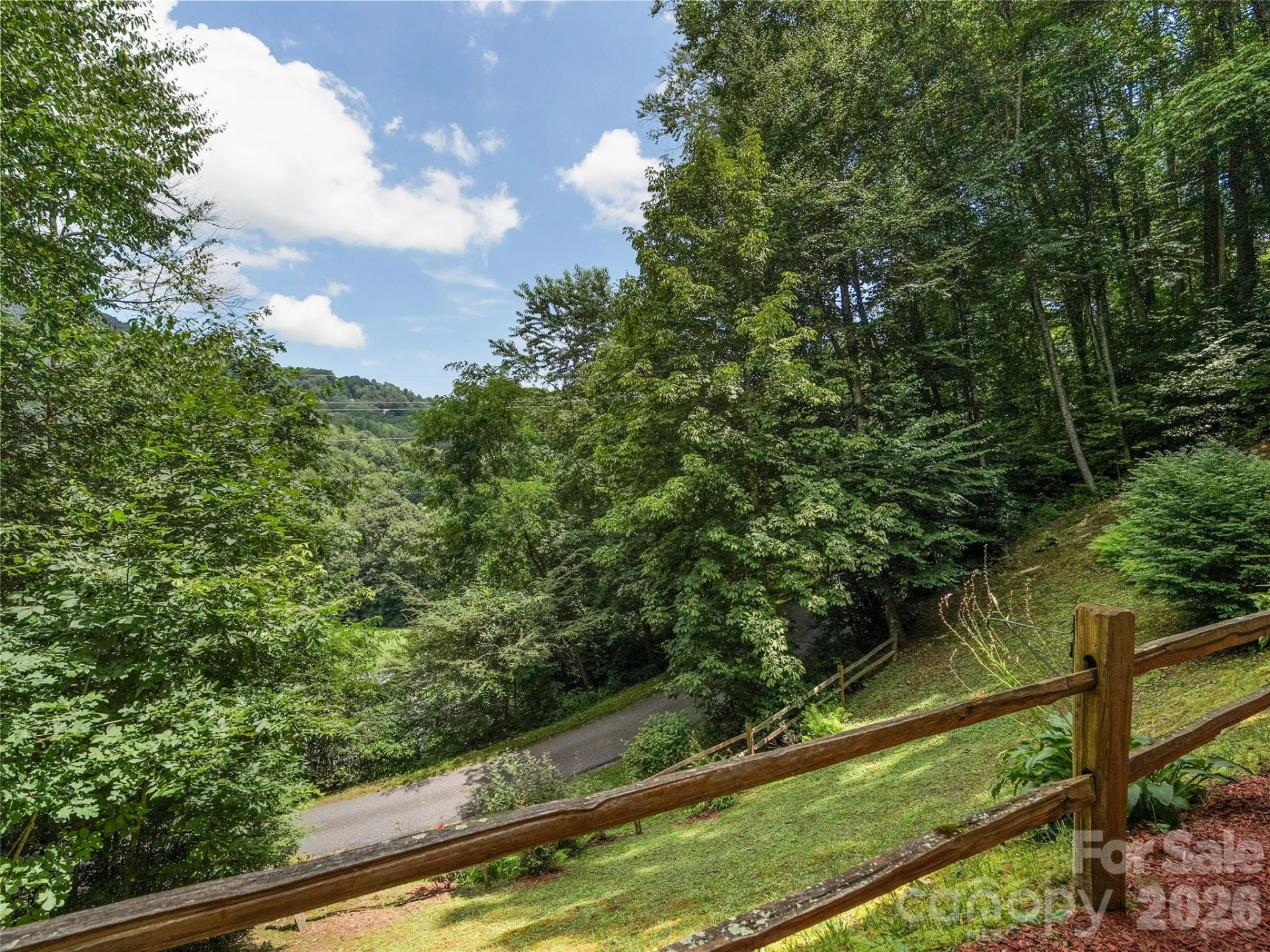 39 Maplewood Drive - Photo 35
