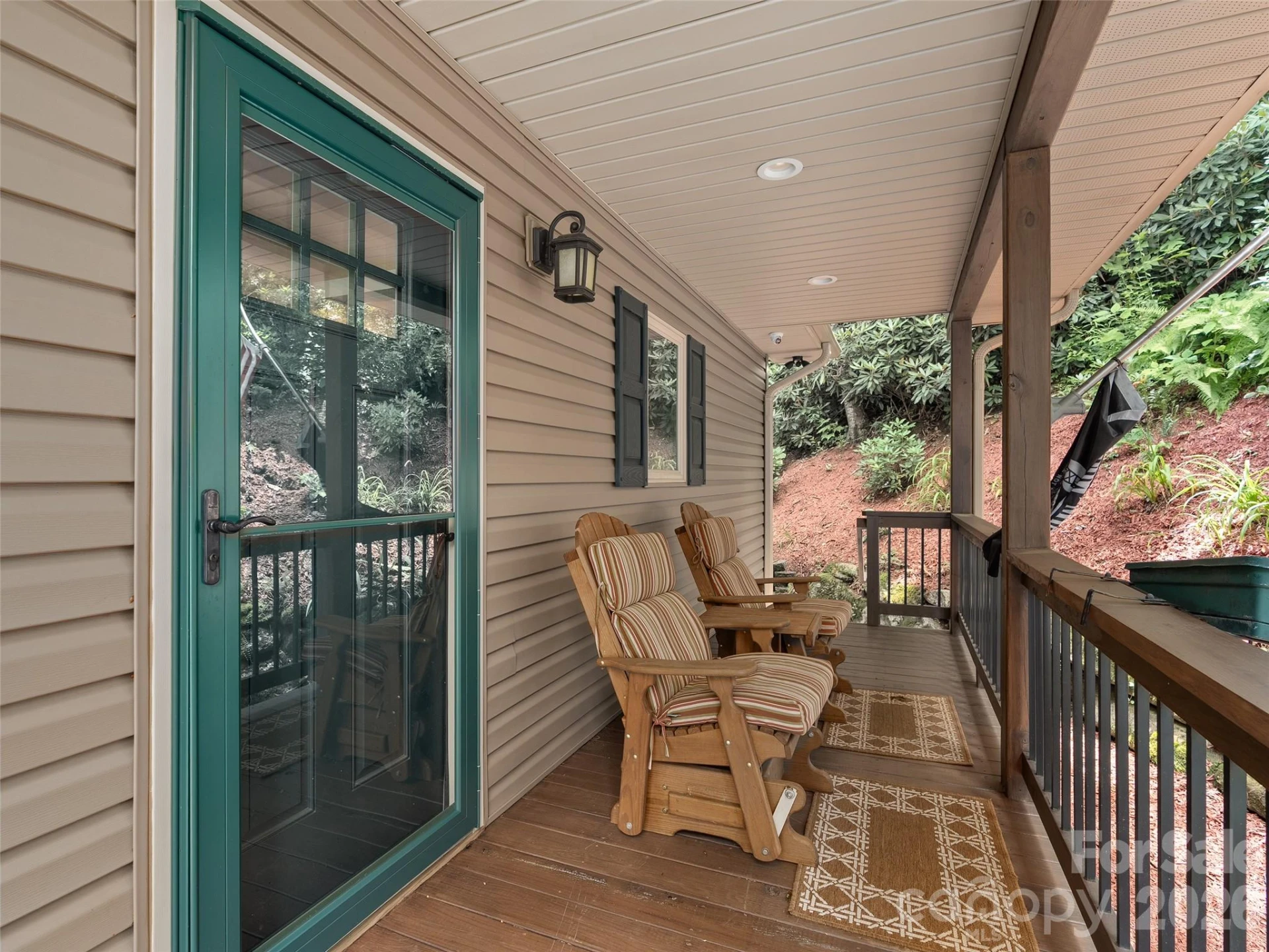 39 Maplewood Drive - Photo 6