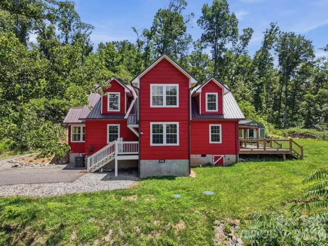 17 Northside Drive
