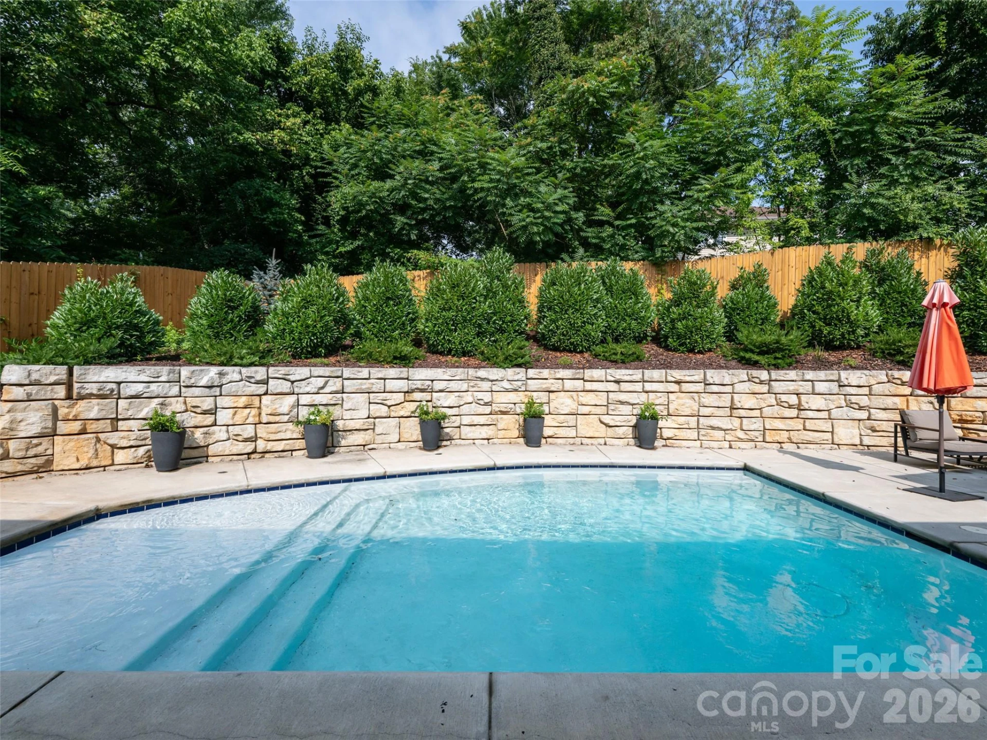 289 Waynesville Avenue - Photo 4