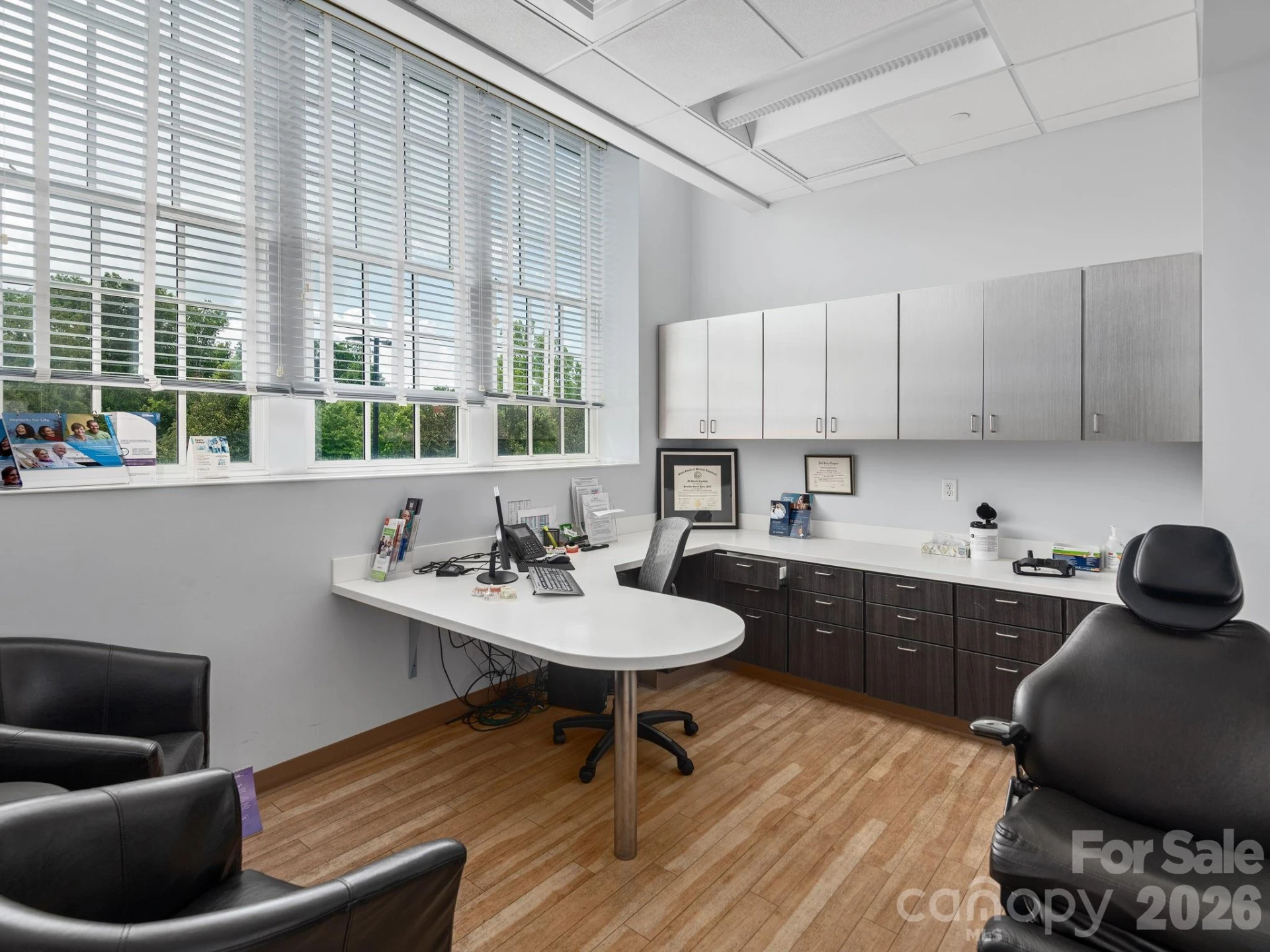 4 Vanderbilt Park Drive - Photo 4