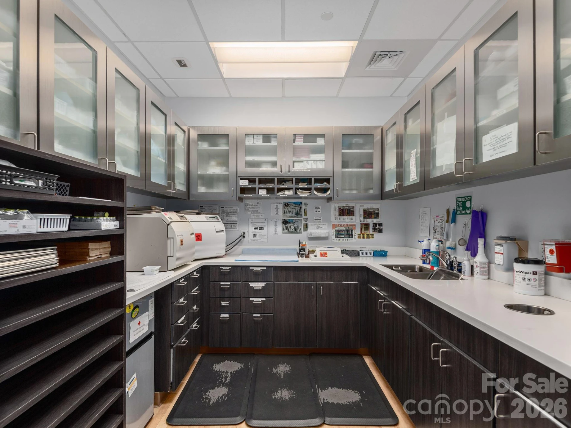 4 Vanderbilt Park Drive - Photo 9