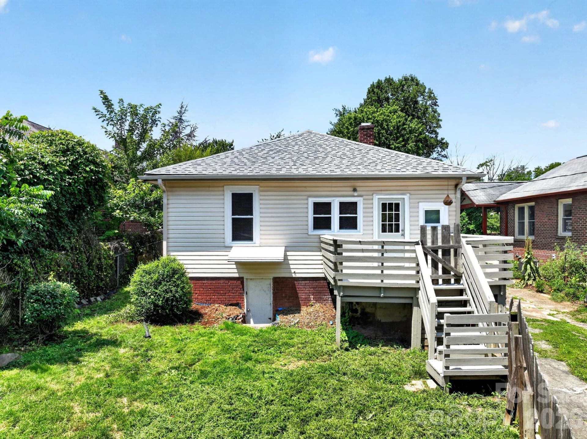 29 Mildred Avenue - Photo 3