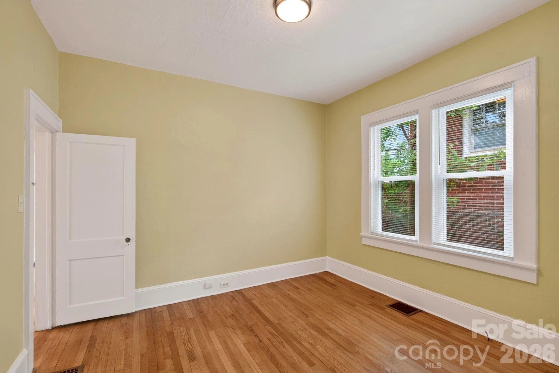 29 Mildred Avenue - Photo 11