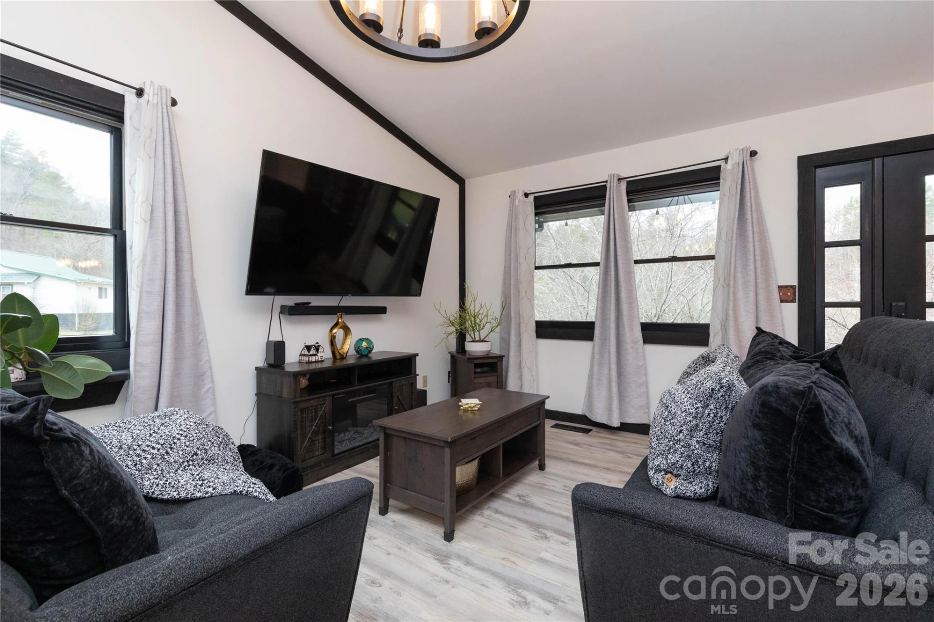 5 Northlake Drive - Photo 23