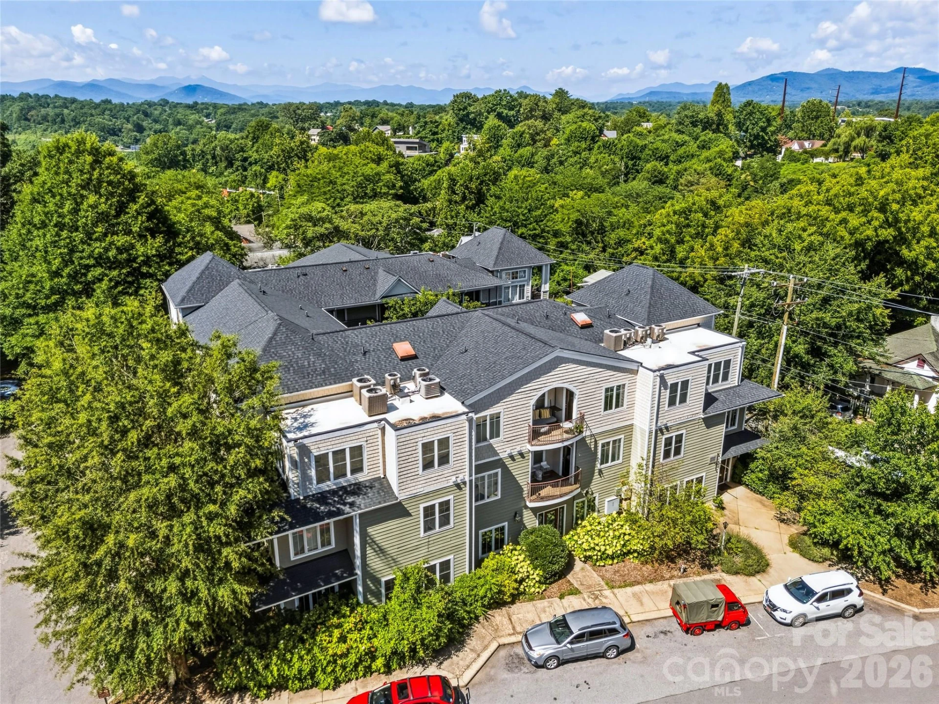 64 Clingman Avenue #101