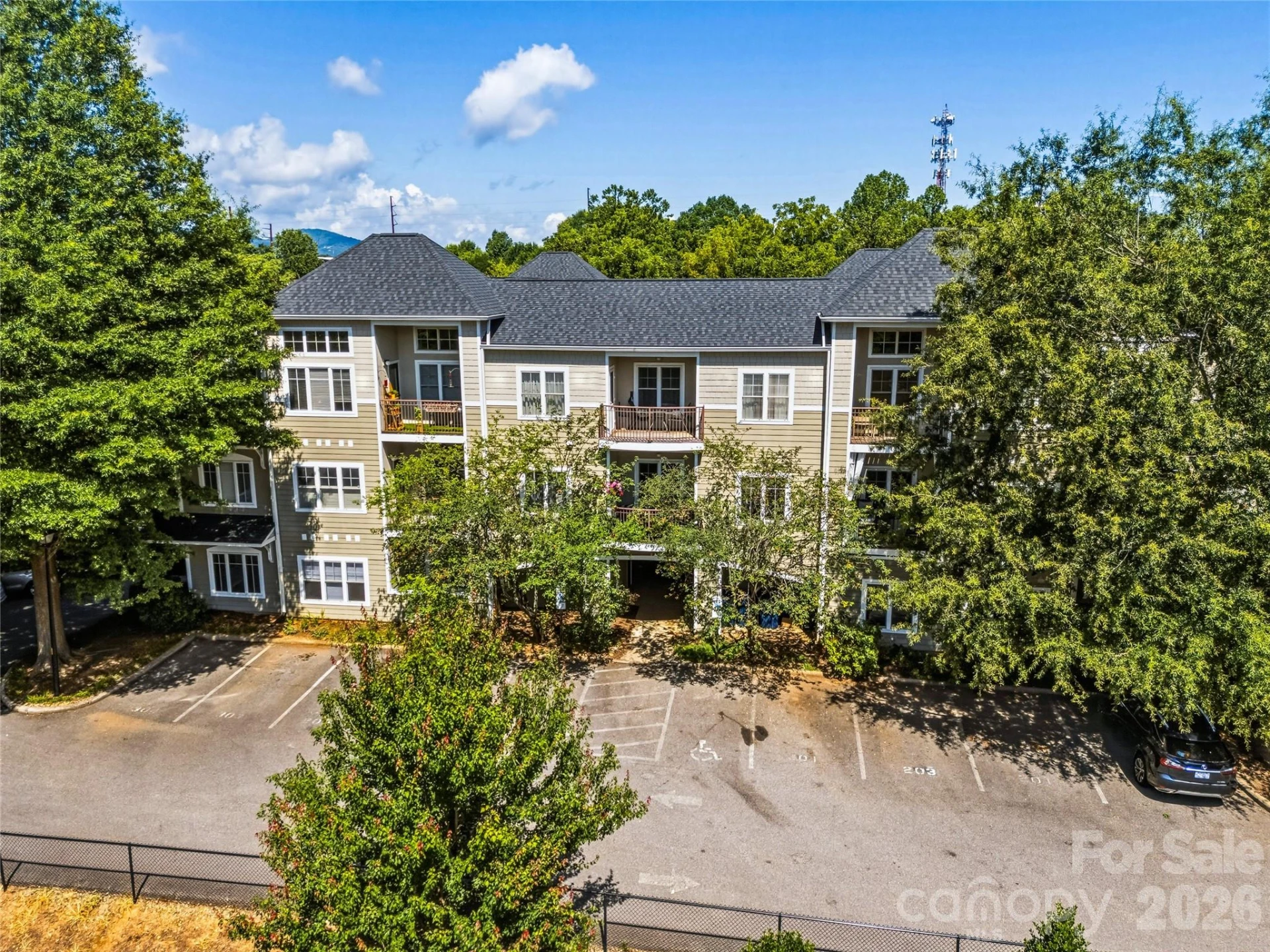 64 Clingman Avenue #101 - Photo 8