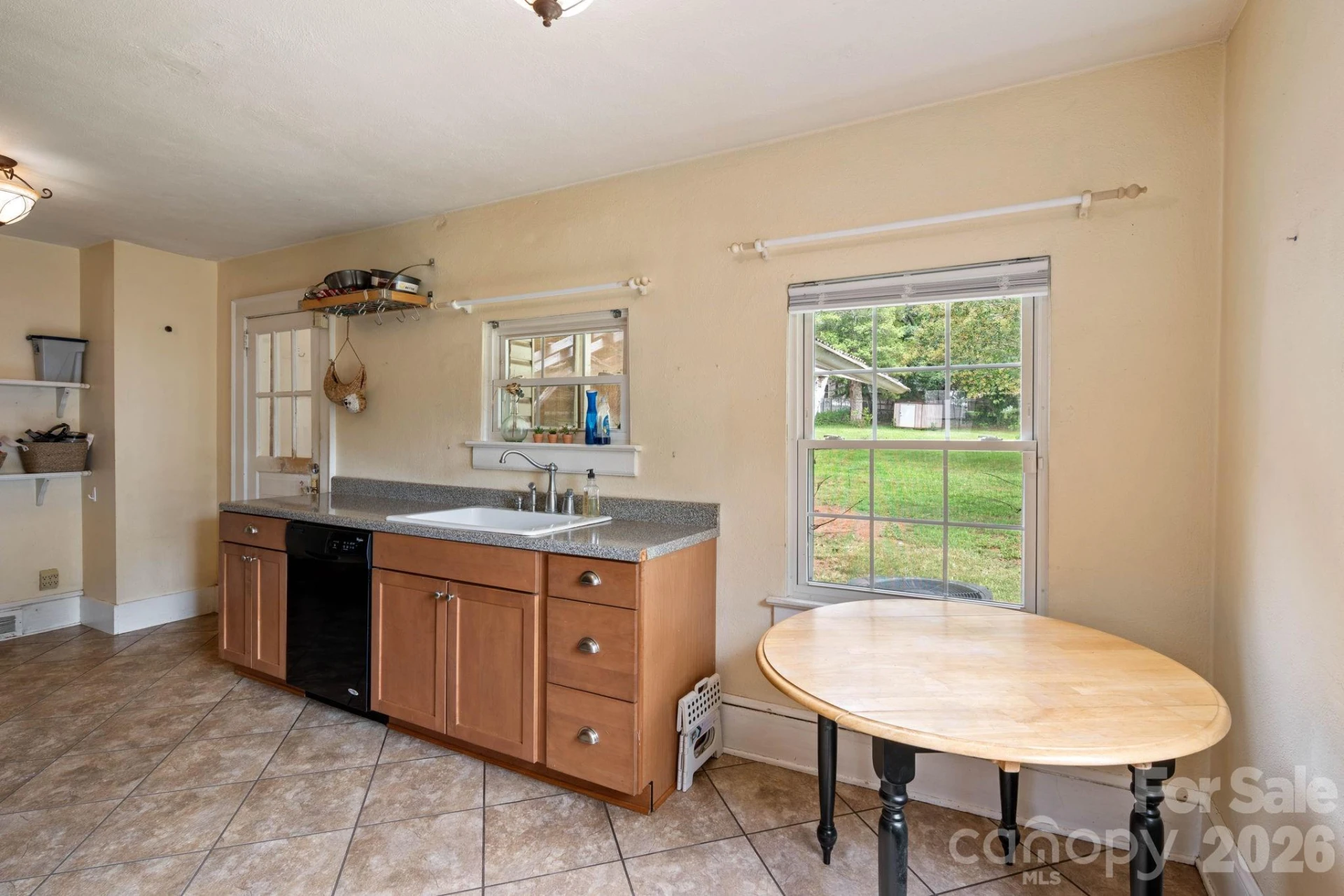 232 Maple Street - Photo 20