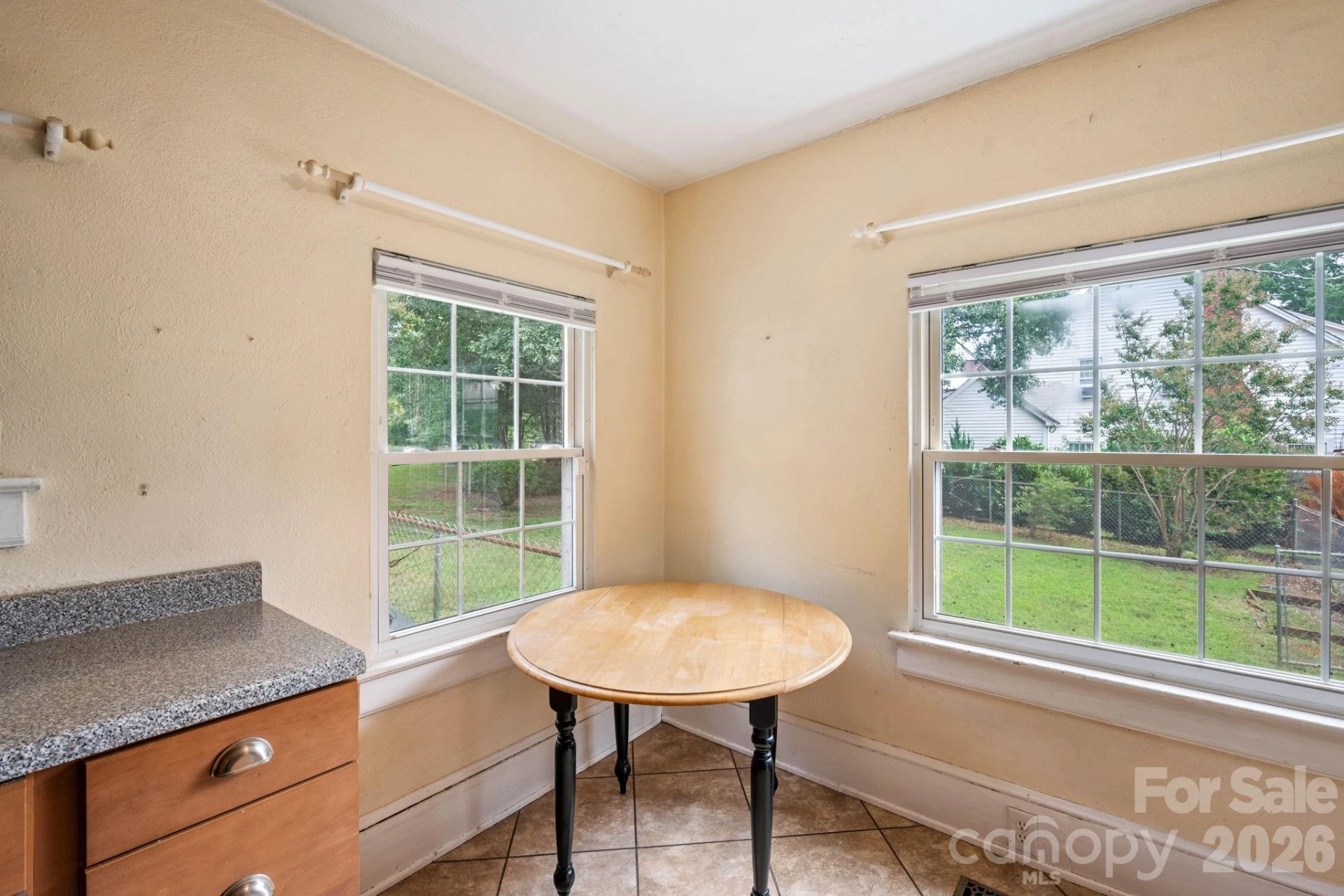 232 Maple Street - Photo 24