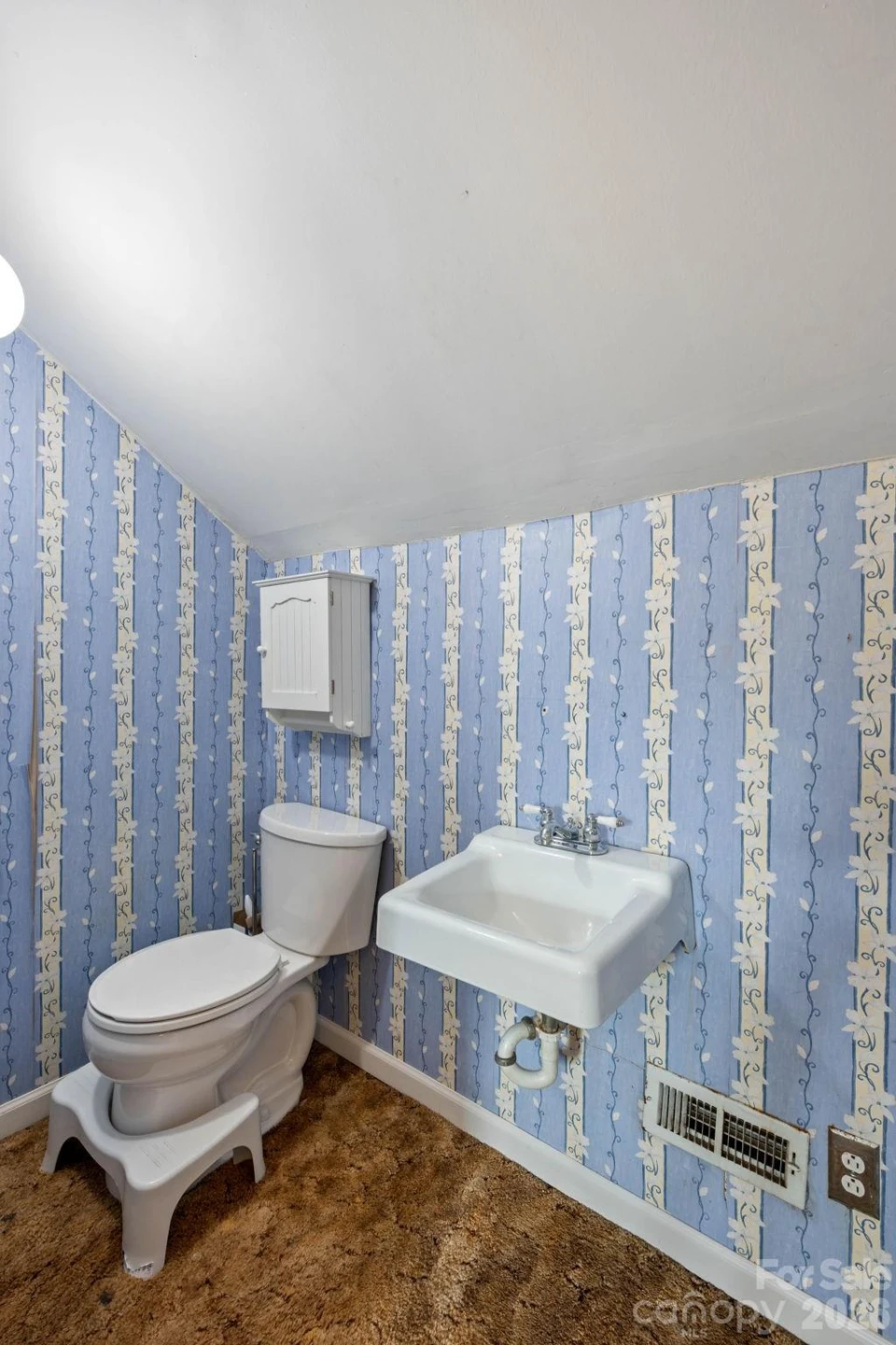 232 Maple Street - Photo 28