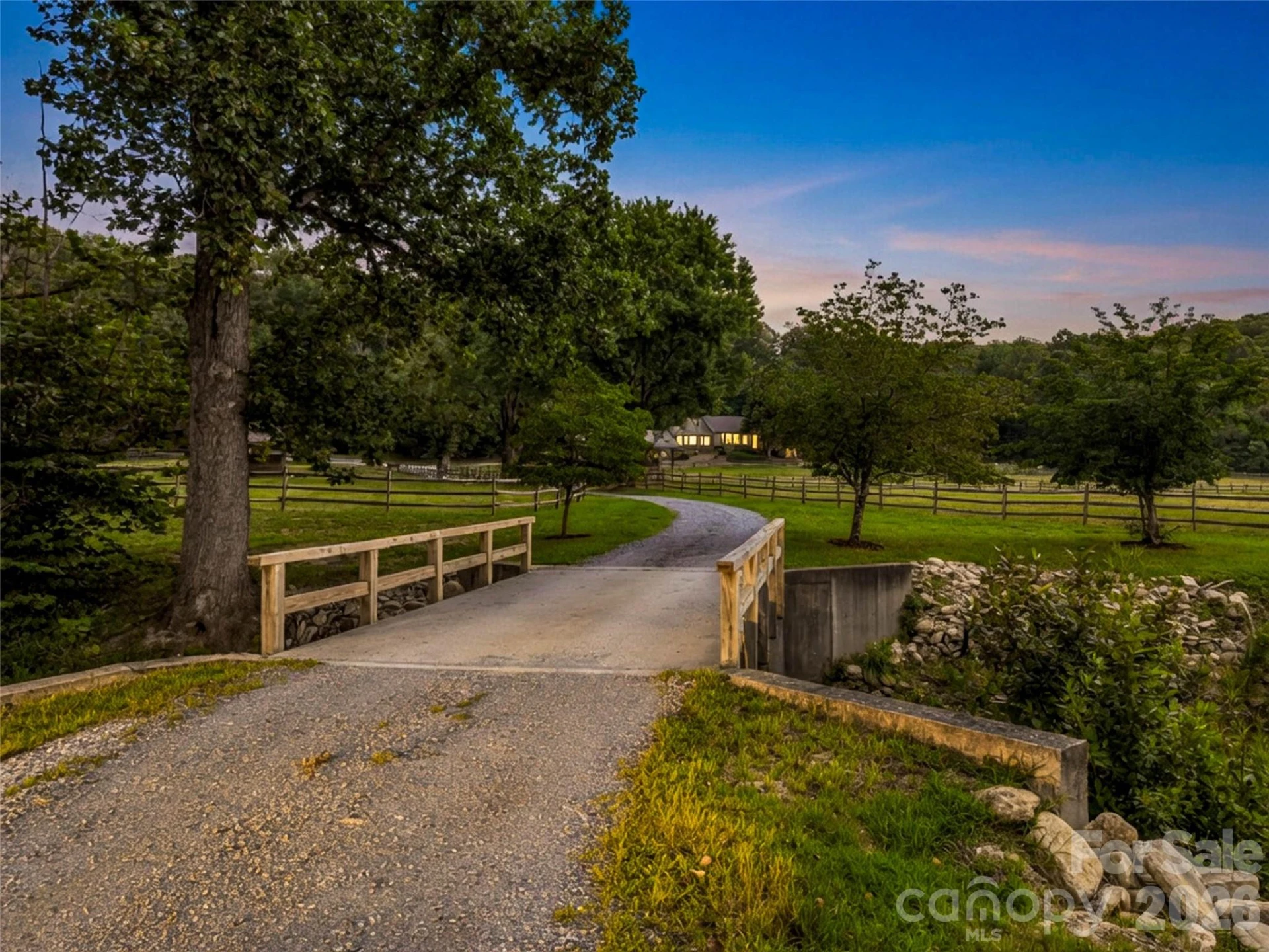 1870 Palmer Road - Photo 2