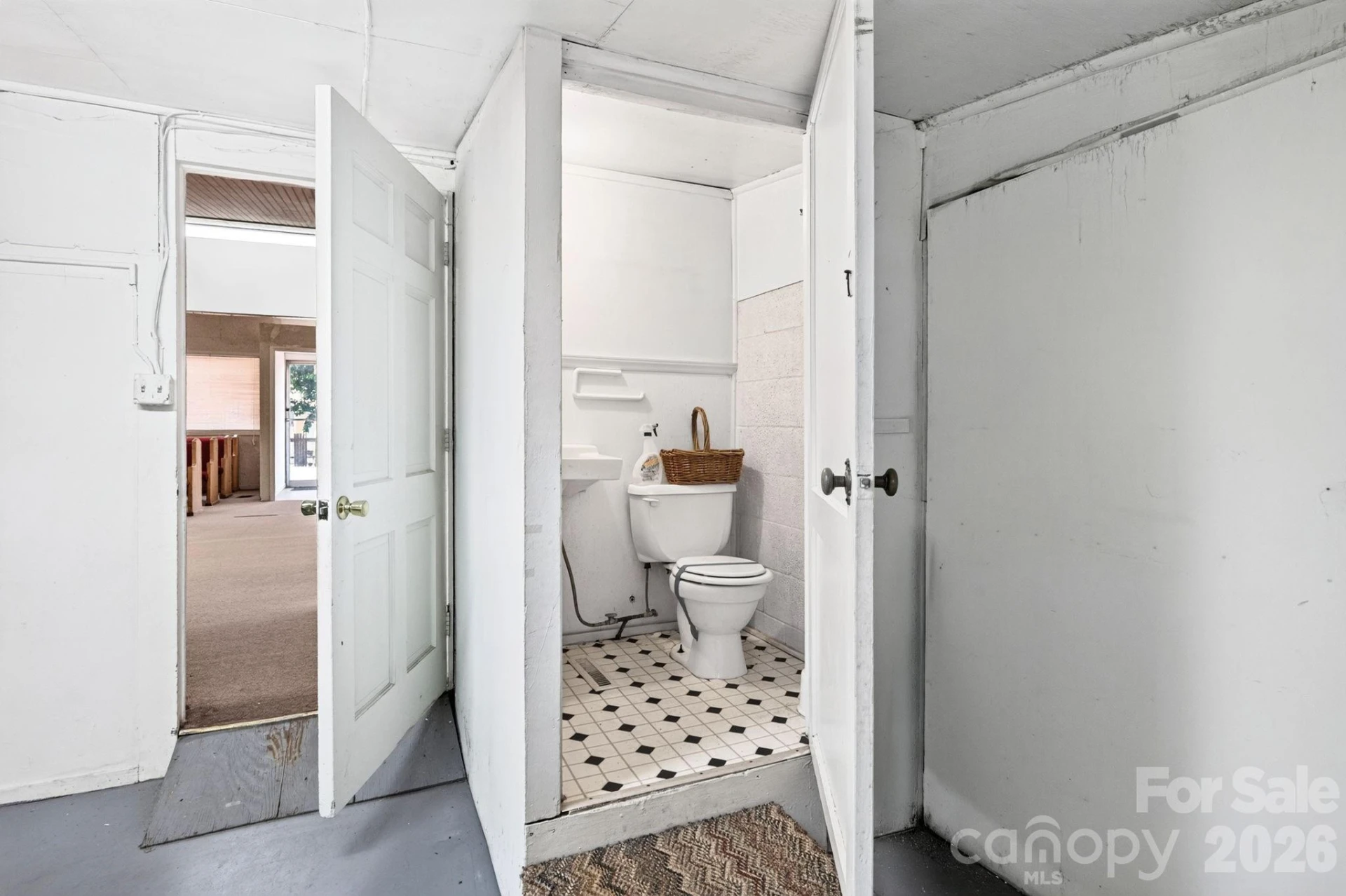 475 Deaverview Road - Photo 15
