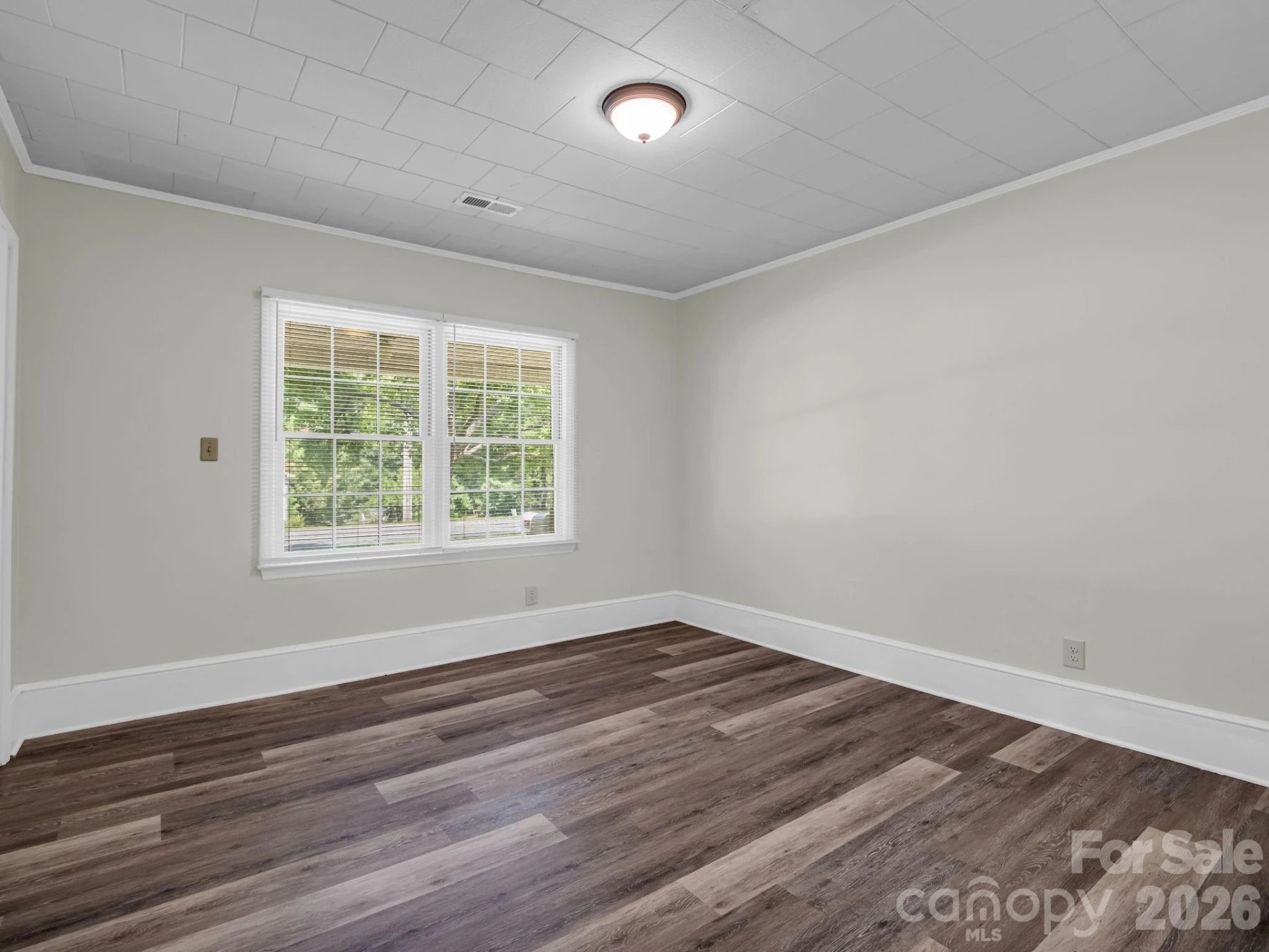 132 Valleyview Drive - Photo 12