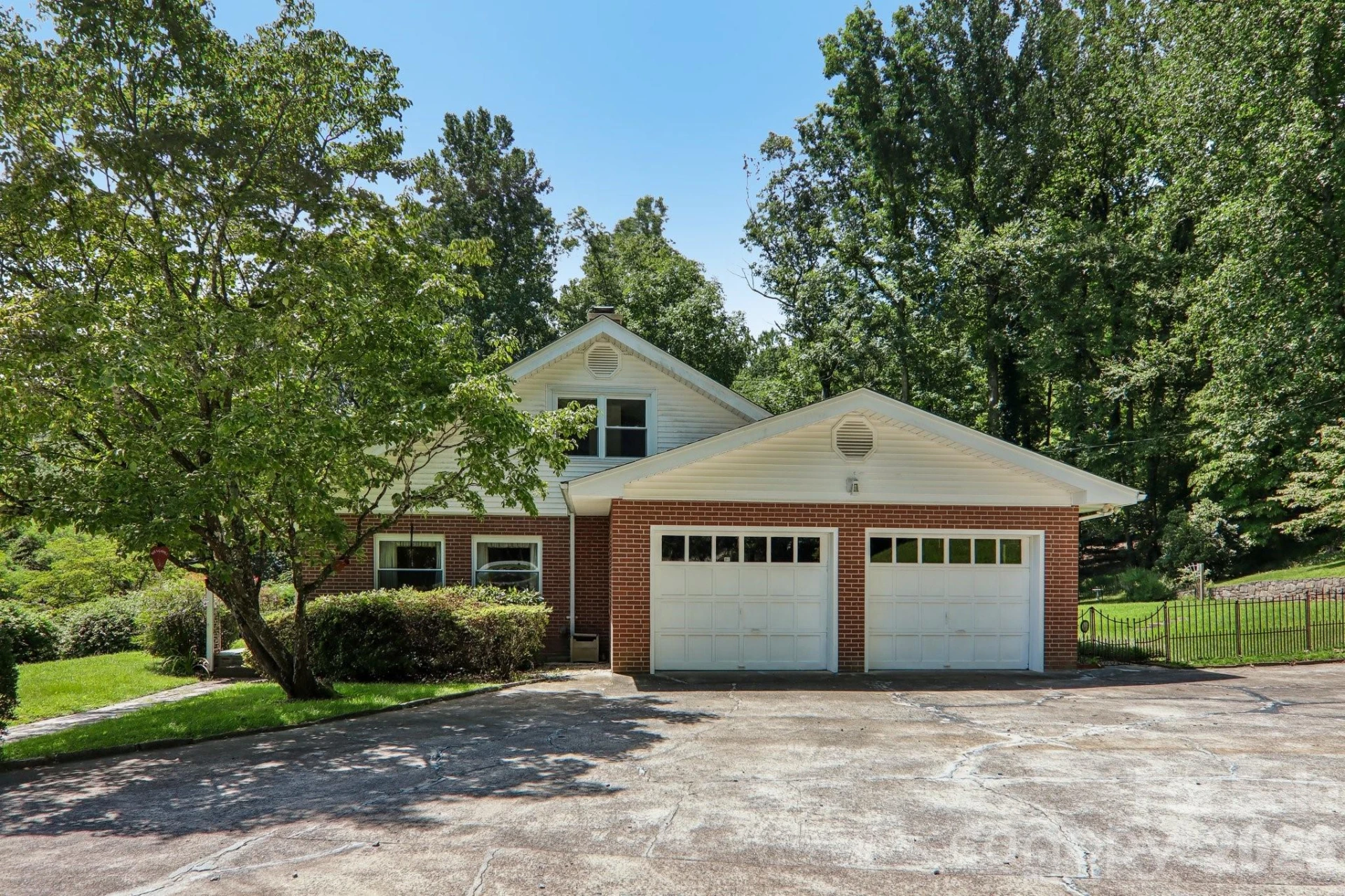 1404 Valmont Drive - Photo 3