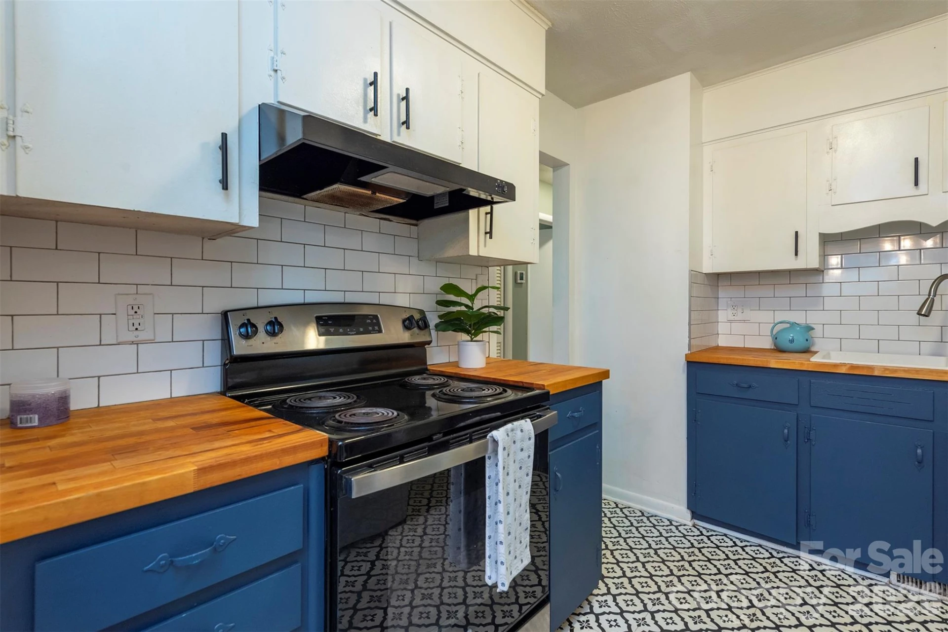 732 Fairview Road - Photo 14