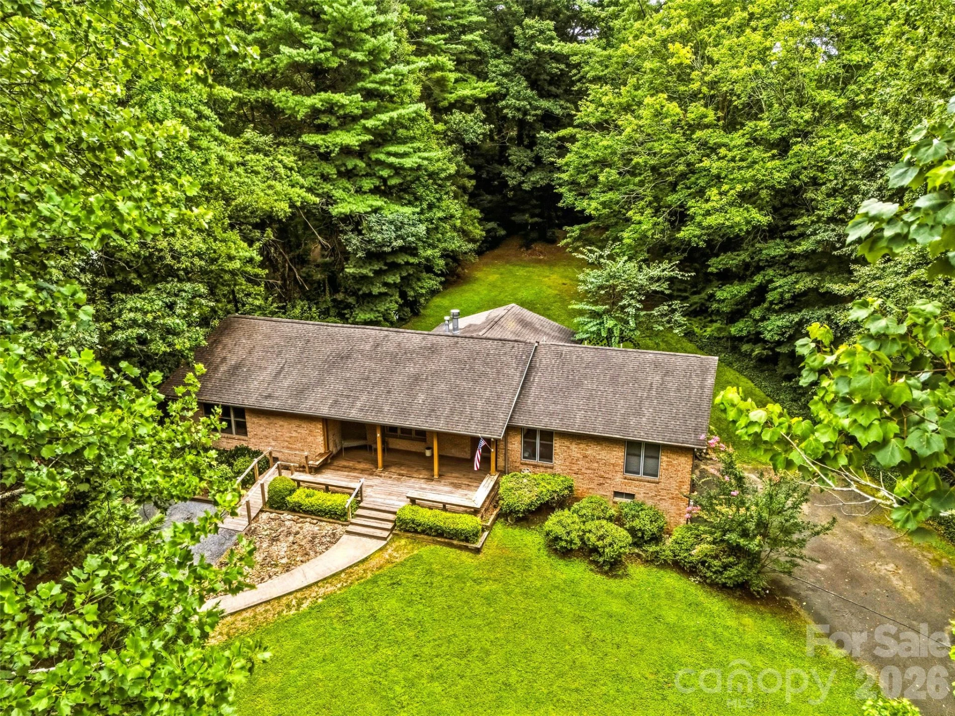 2526 Kanuga Road - Photo 3