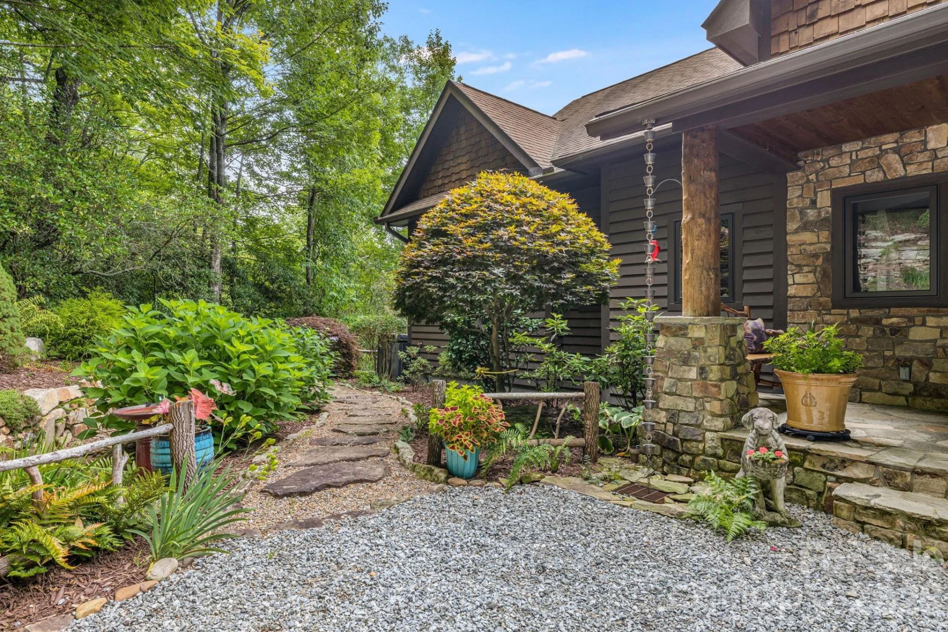 138 Bear Paw Drive - Photo 3