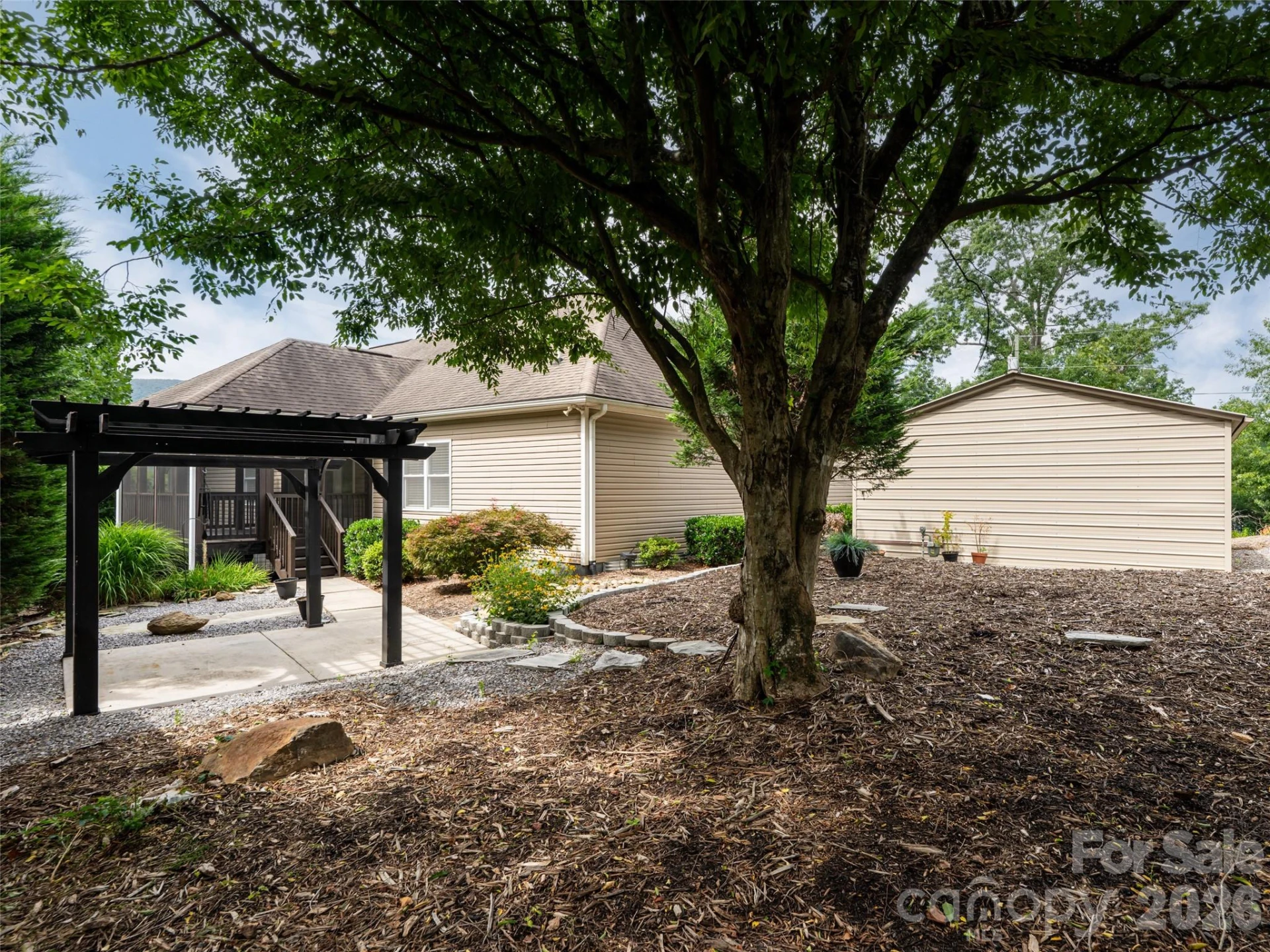 125 Craggy Street - Photo 40