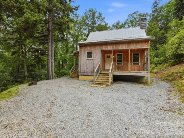 261 Yonah Drive
