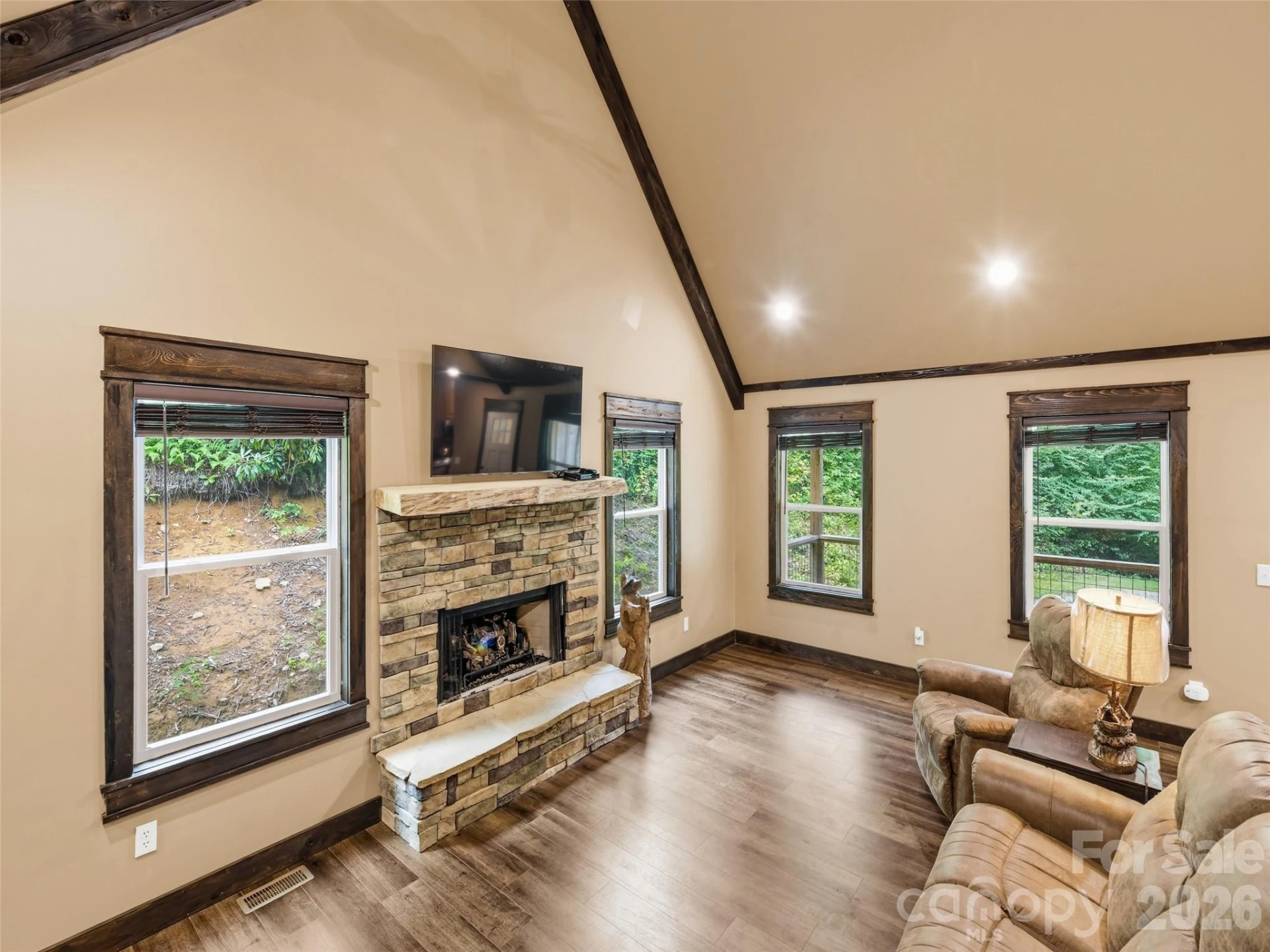261 Yonah Drive - Photo 9