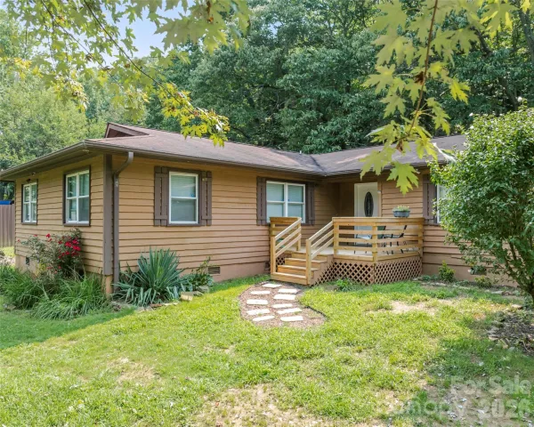 2100 Pisgah Highway