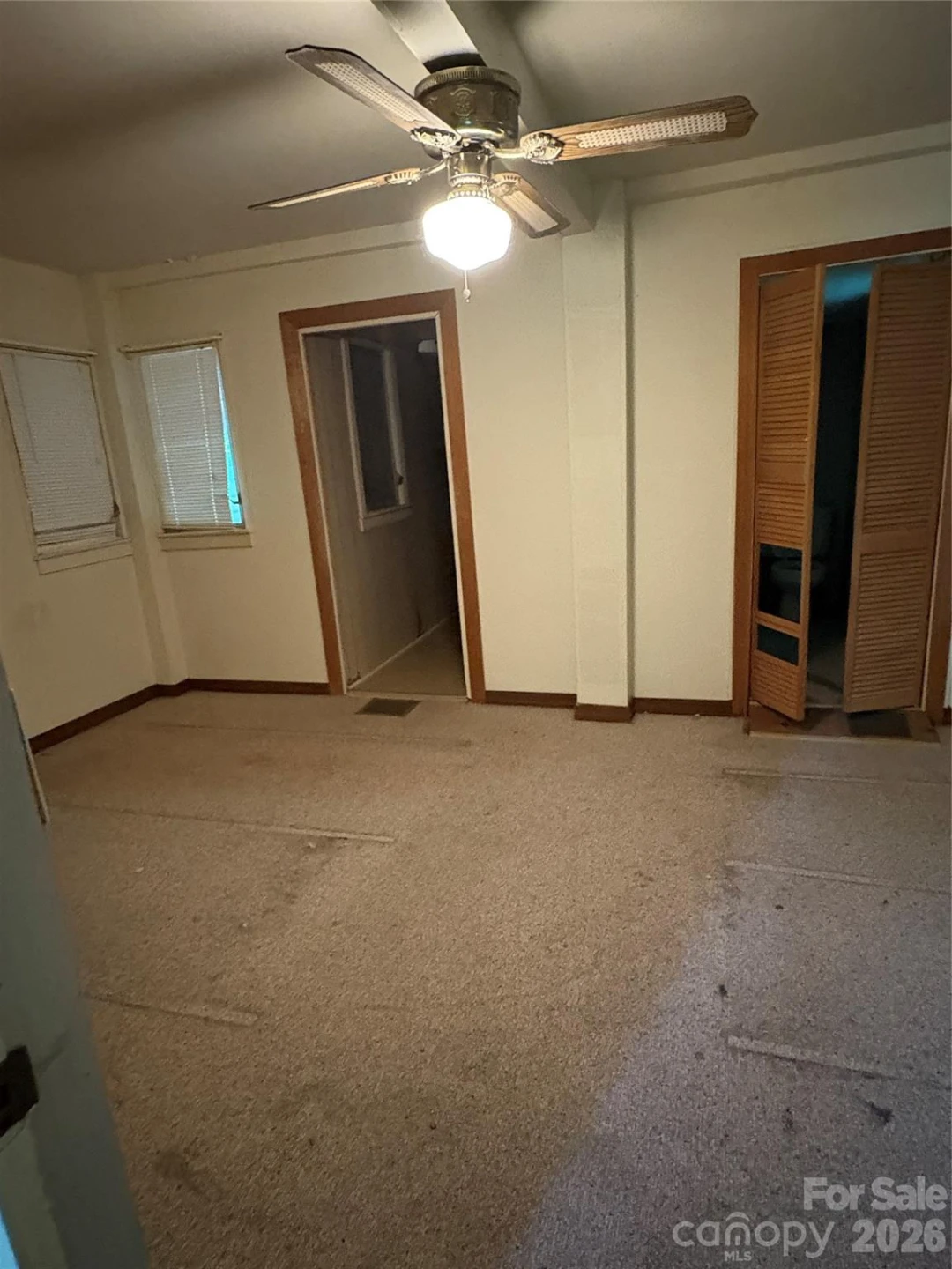 912 Halstead Boulevard #1-8 - Photo 15