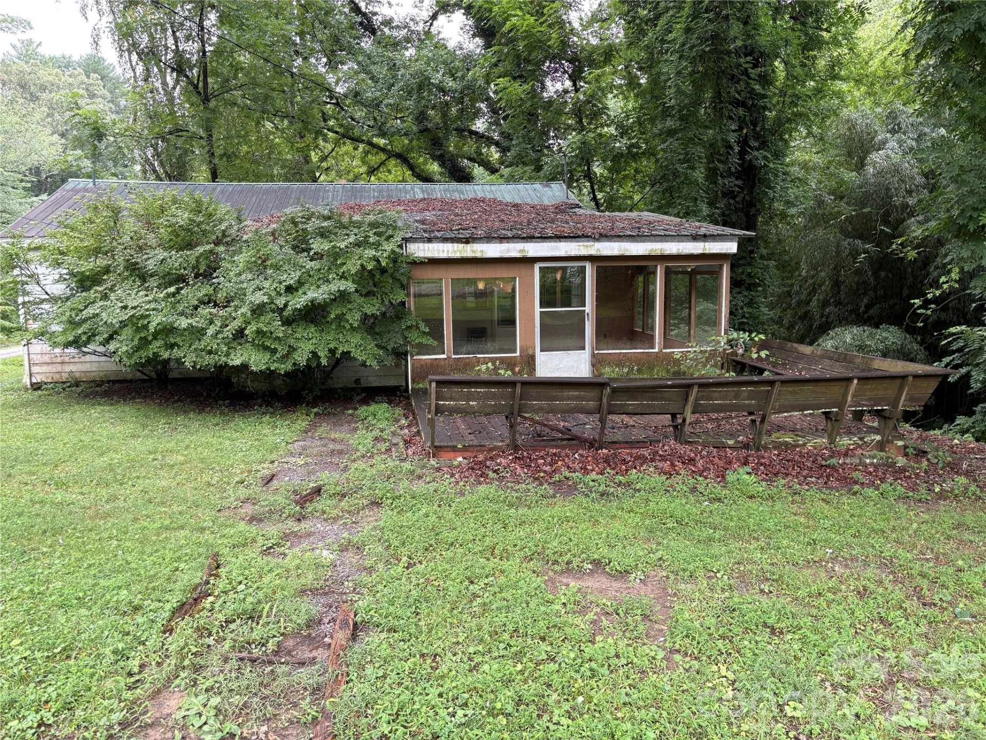 912 Halstead Boulevard #1-8 - Photo 4