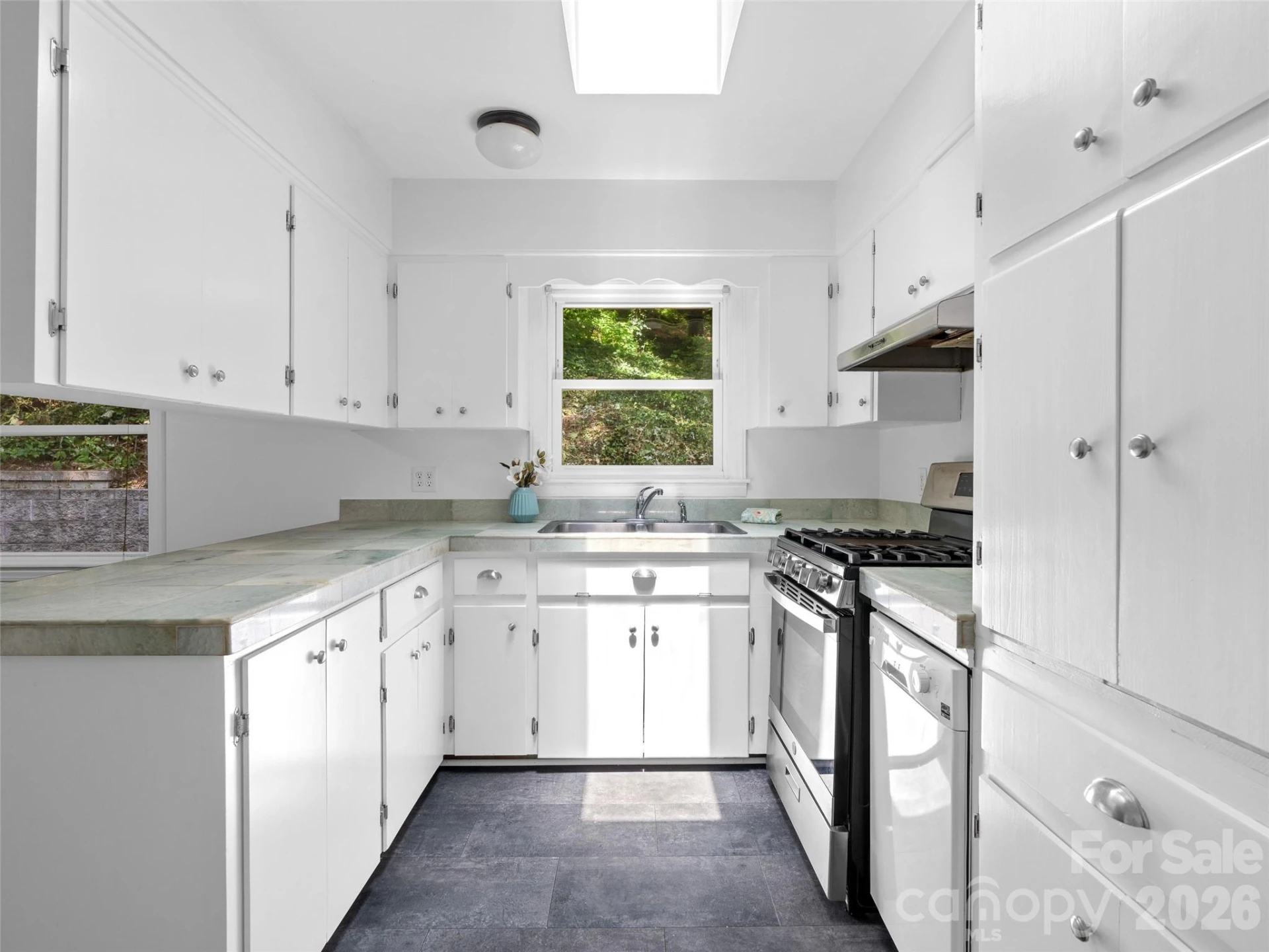 41 Pinehurst Road - Photo 10