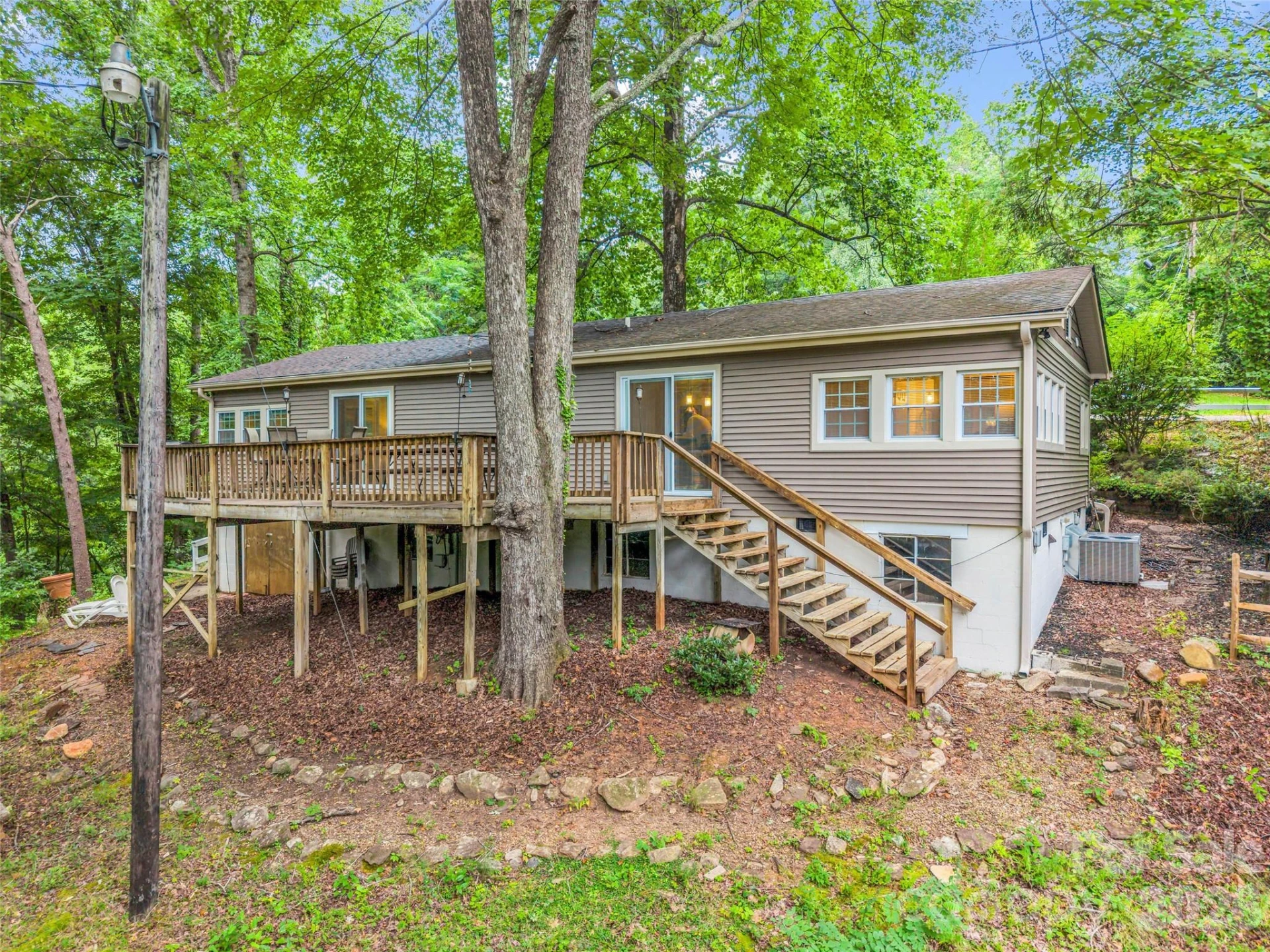 297 Chimney Cliffs Drive - Photo 4