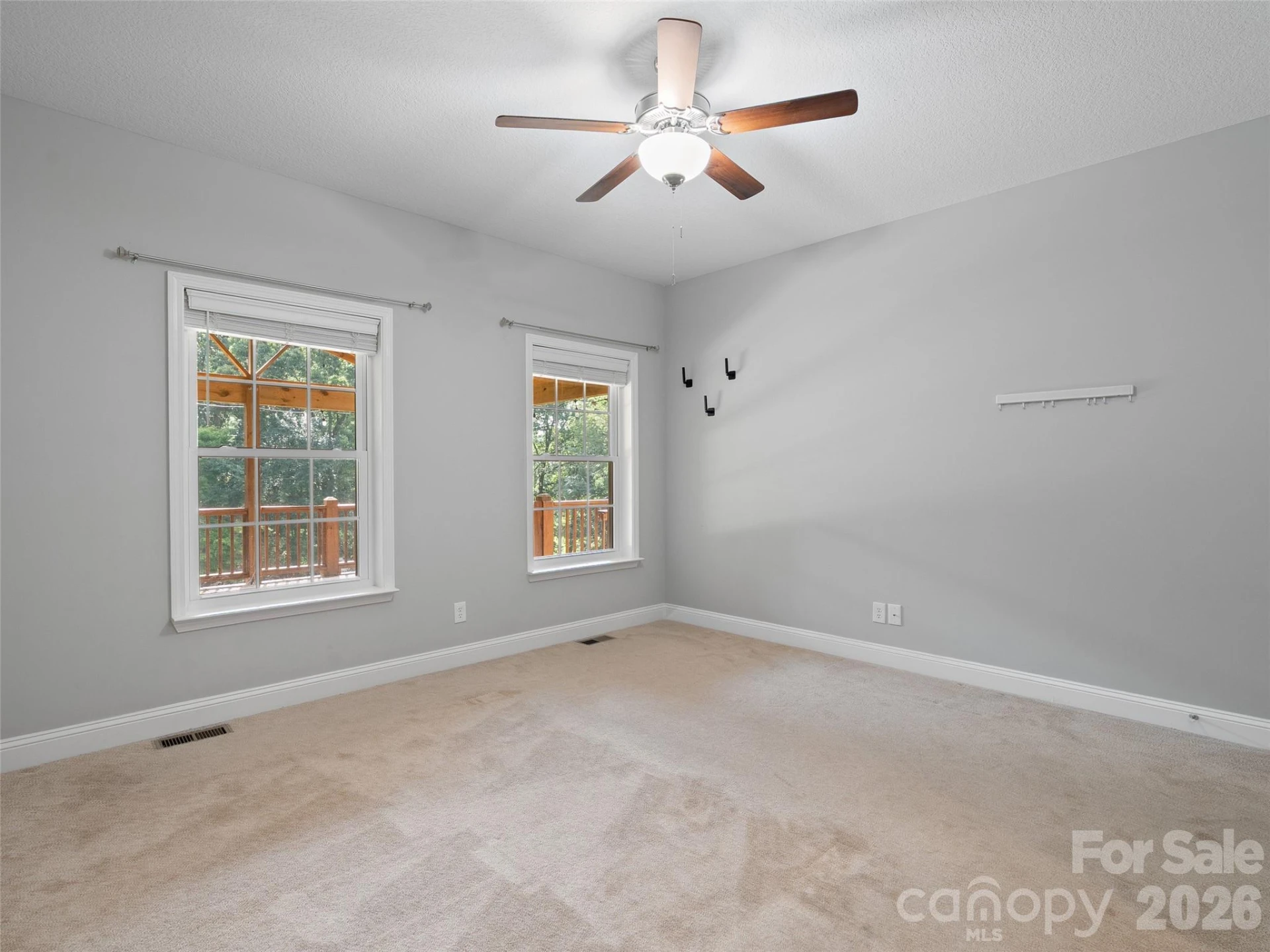 133 Shadow Oak Lane - Photo 16