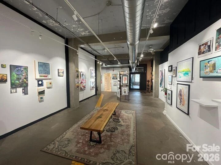 109 Roberts Street - Photo 4