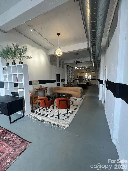 109 Roberts Street - Photo 8