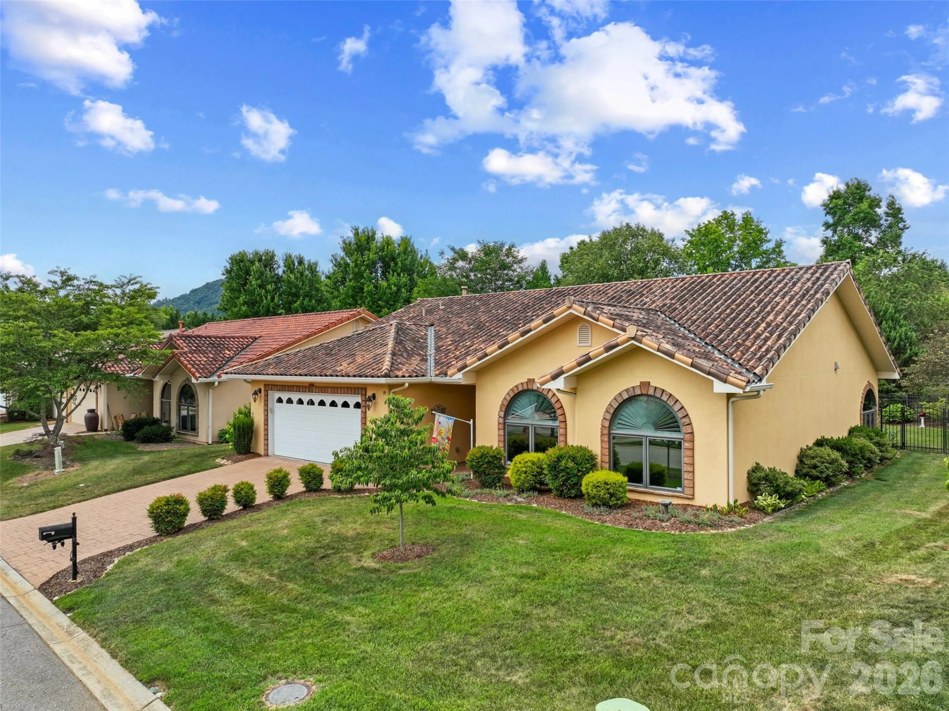 19 Pacifico Drive