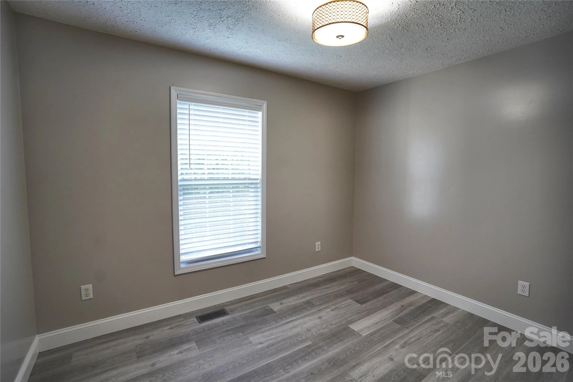 43 Moore Avenue - Photo 14